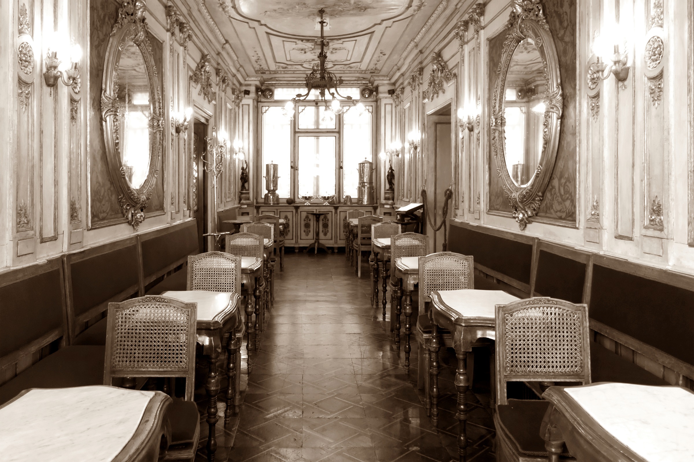Image of Papermoon Fototapete "Gebäude Sepia"