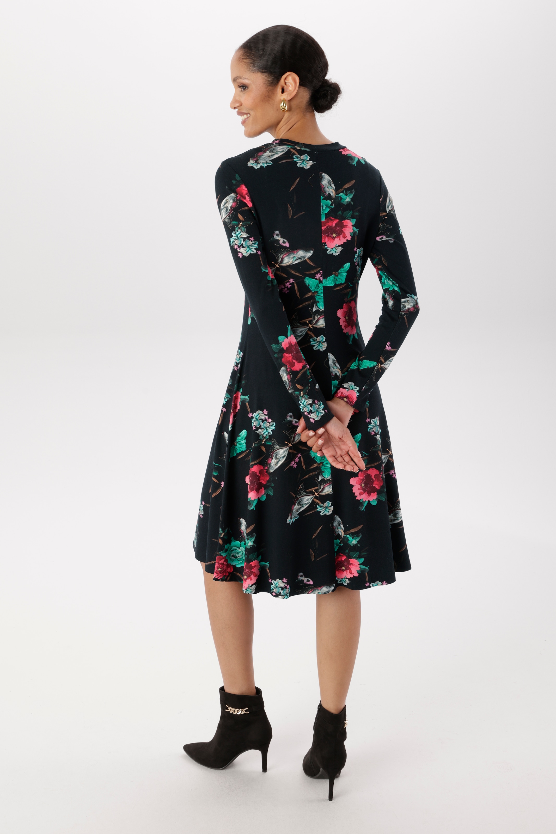 Aniston SELECTED Robe en jersey en forme légère en A - NOUVELLE COLLECTION