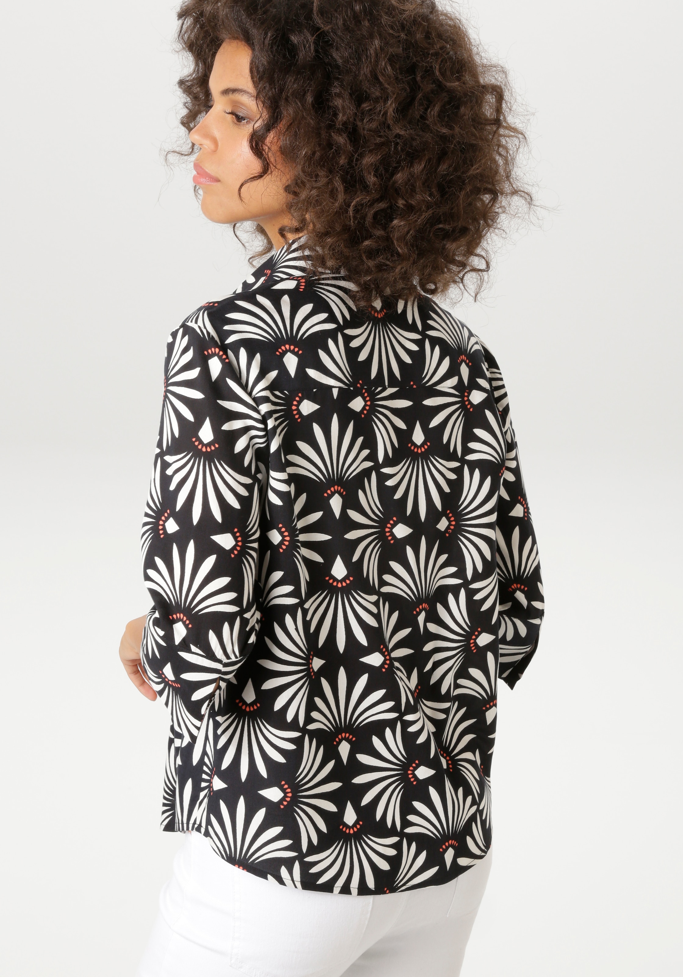 Aniston CASUAL Schlupfbluse mit fantasievollem, grafischen Druck - NEUE KOLLEKTION