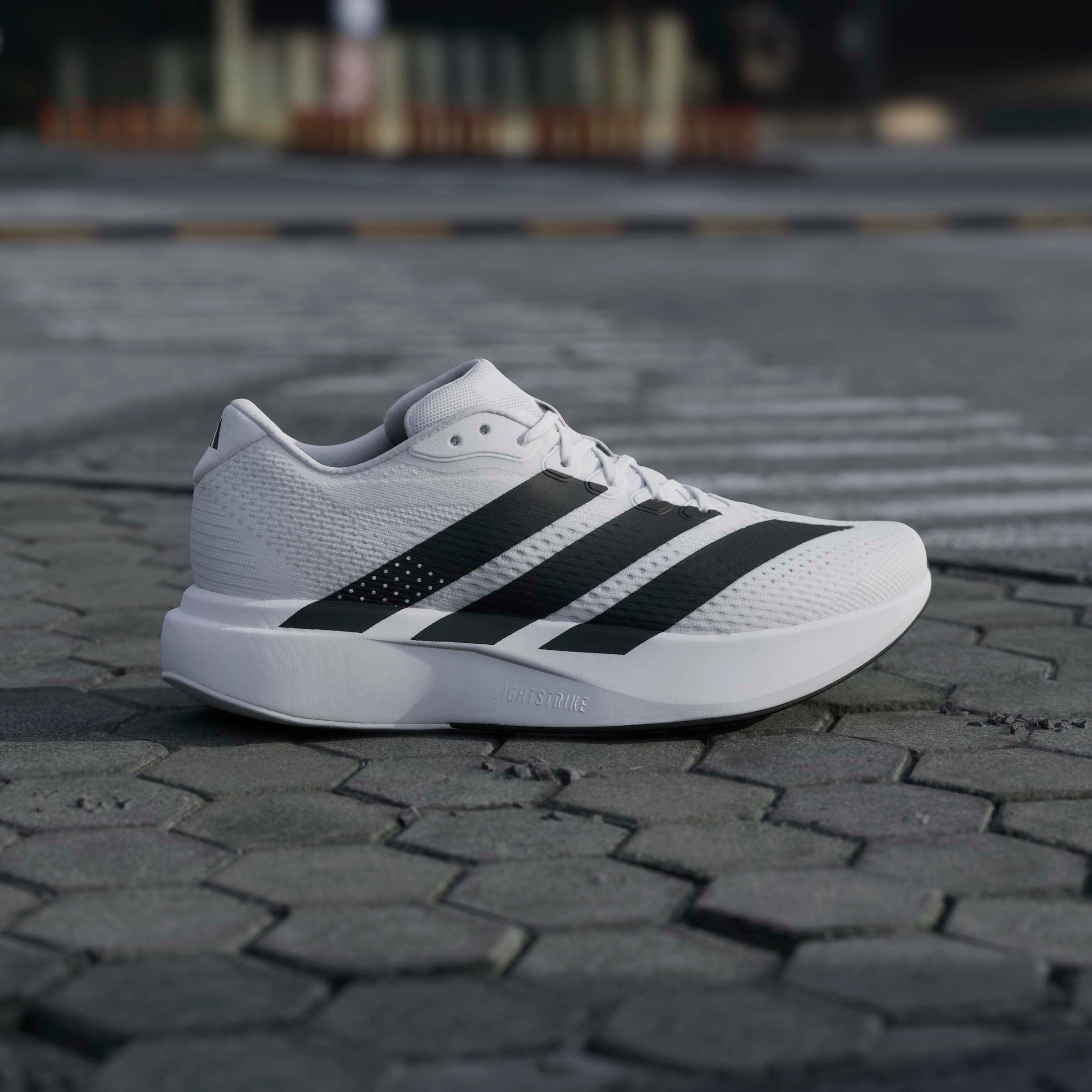adidas Performance Chaussure de course »ADIZERO PACER«  inspiré par le design de l'adizero Evo SL