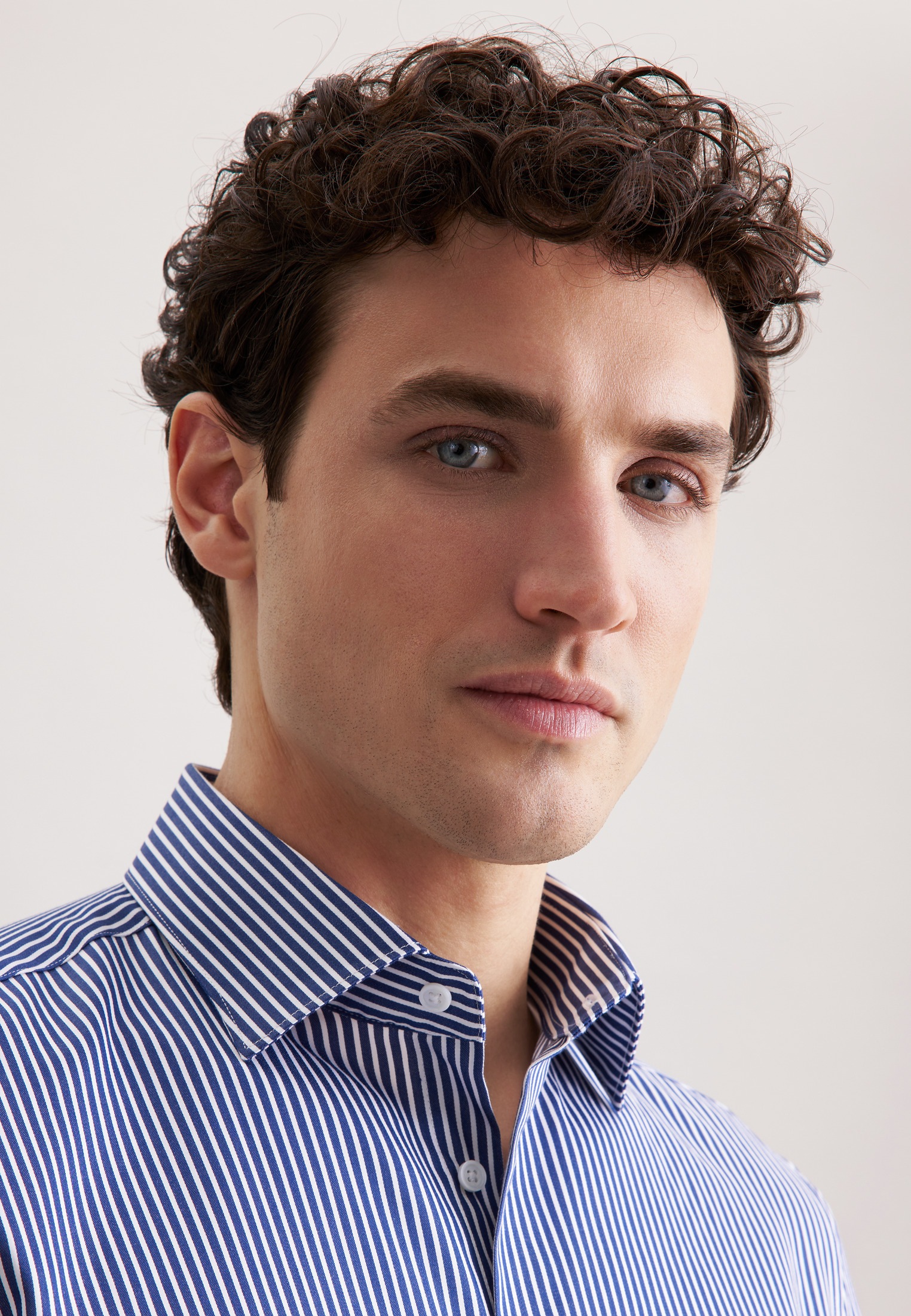 seidensticker Chemise d'affaires »Schwarze Rose« Shaped 1/1 Kentkragen Gestreift