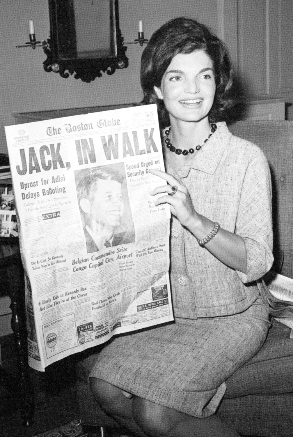 queence Acrylglasbild »Jackie O.«, Schwarz-Weiss-Frau-Stars-Portrait-Foto-Film-Filmfiguren-Filmszene, Fine Art-Print in Galeriequalität