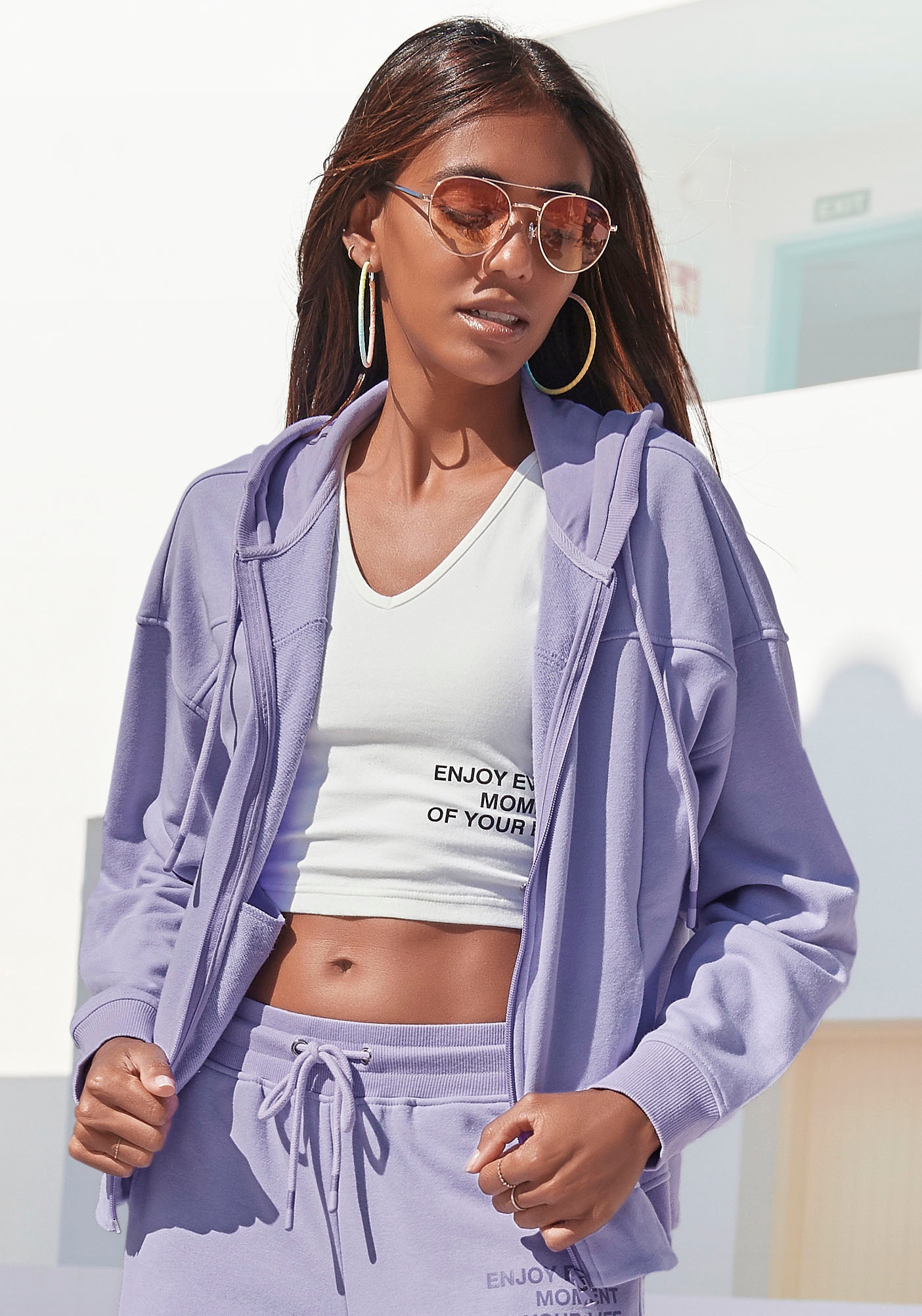 Image of Buffalo Kapuzensweatjacke mit Statement Druck, Loungewear