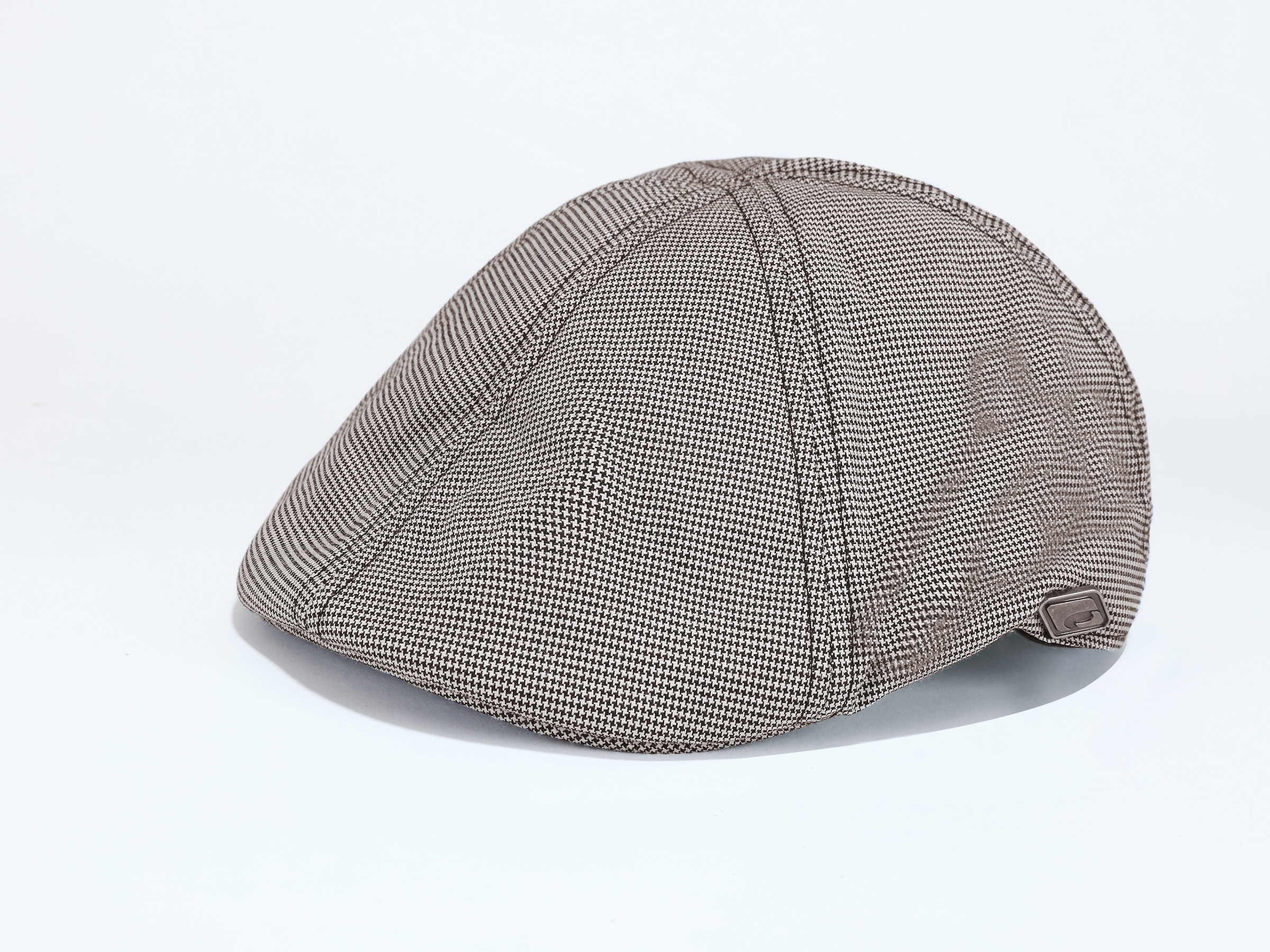 Image of chillouts Schiebermütze "Kyoto Hat" mit modernem Karomuster & Gummizug