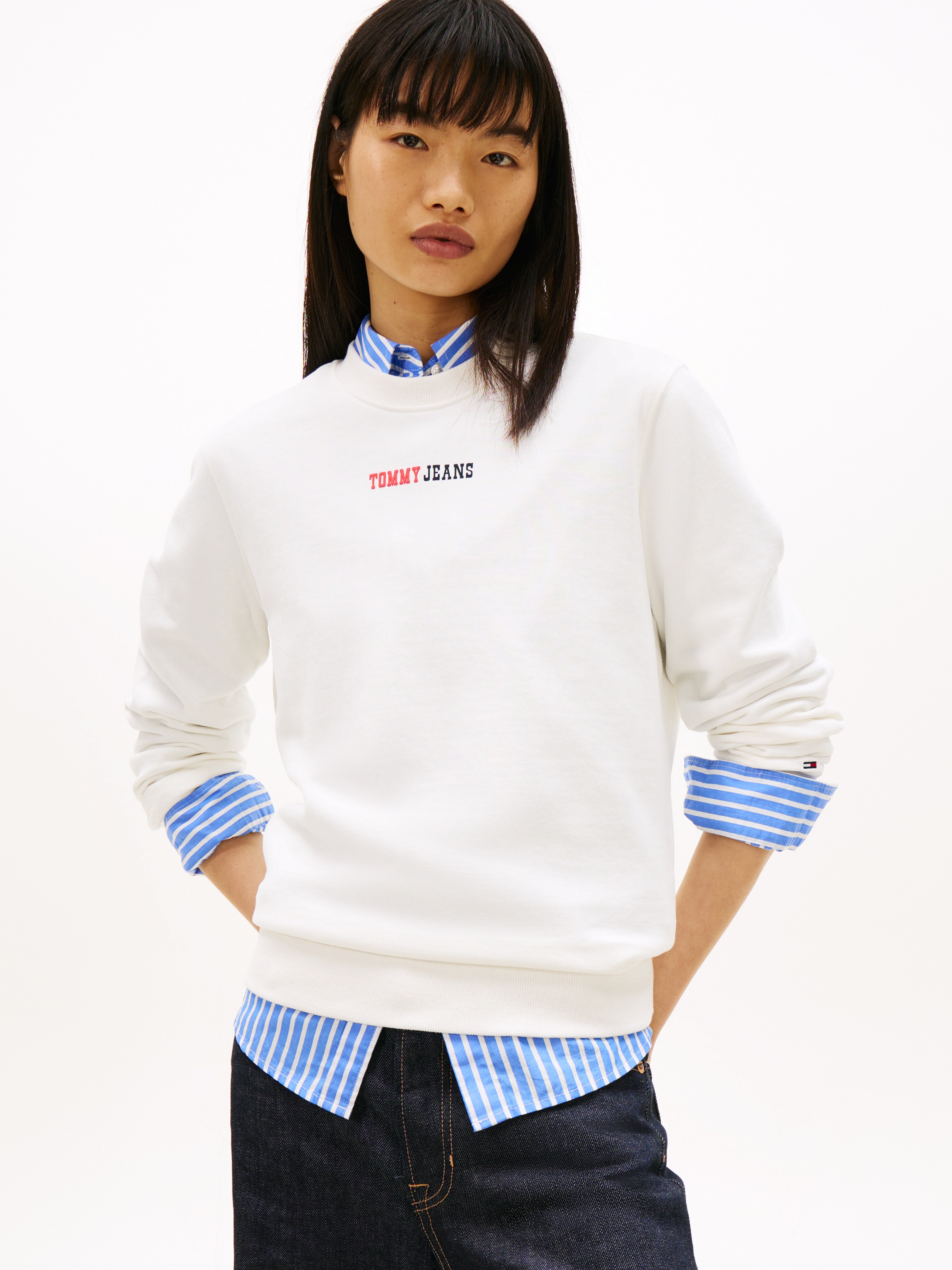Image of Tommy Jeans Sweatshirt "TJW REG ESS LOGO 2 CREW EXT", Baumwoll-Sweatware, Logoschriftzug
