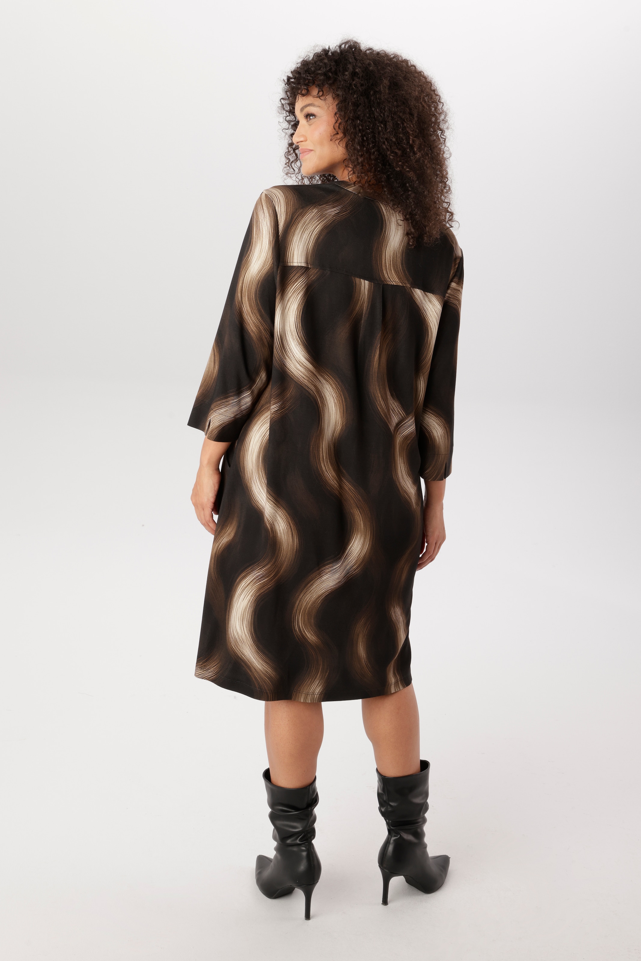 Aniston PLUS Robe en jersey Poches pour les mains dans des tons marron tendance - NOUVELLE COLLECTION