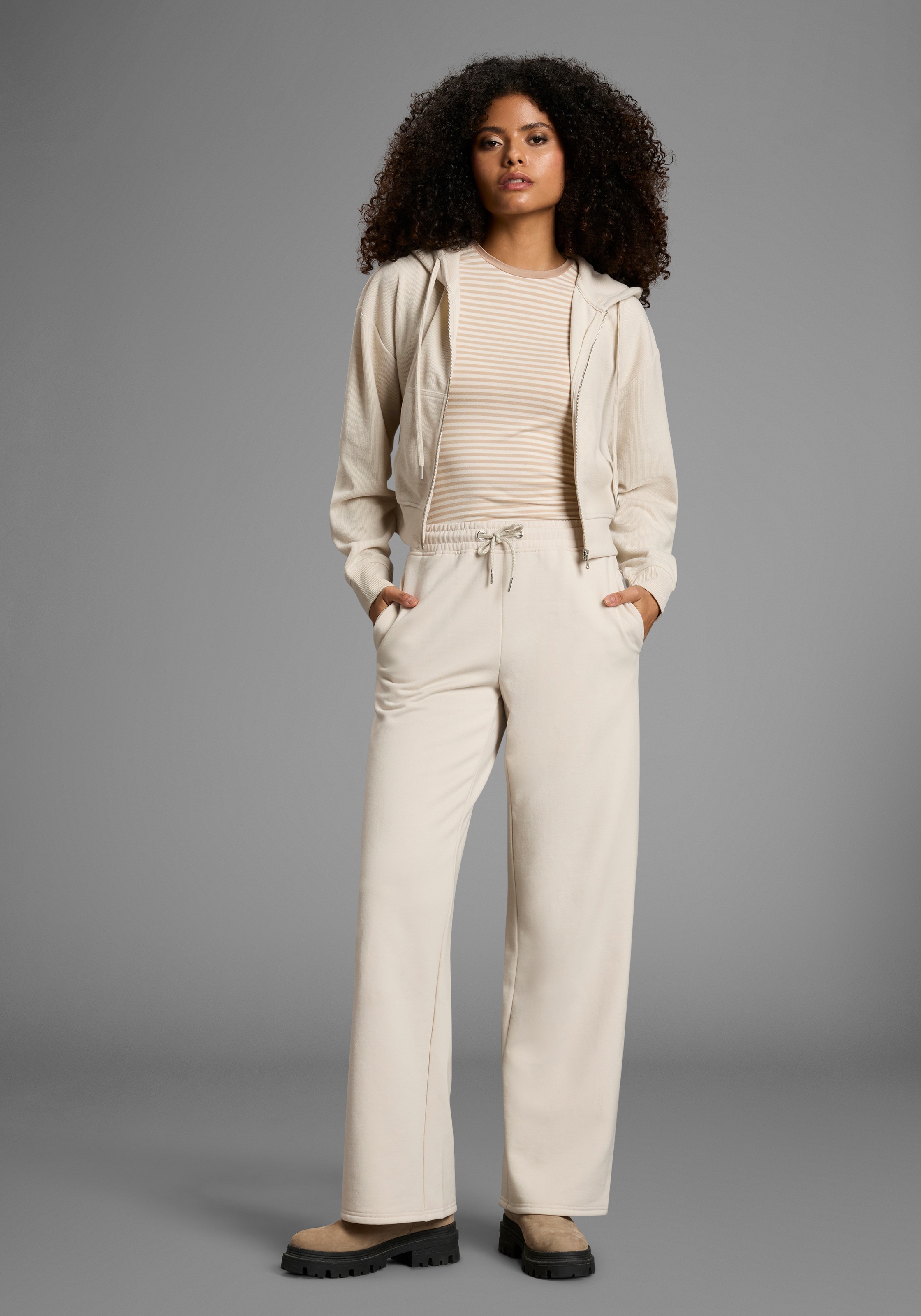 Laura Scott Sweat à capuche mit Kapuze und Kordelzug, aus angerauter Sweatware, Langarm