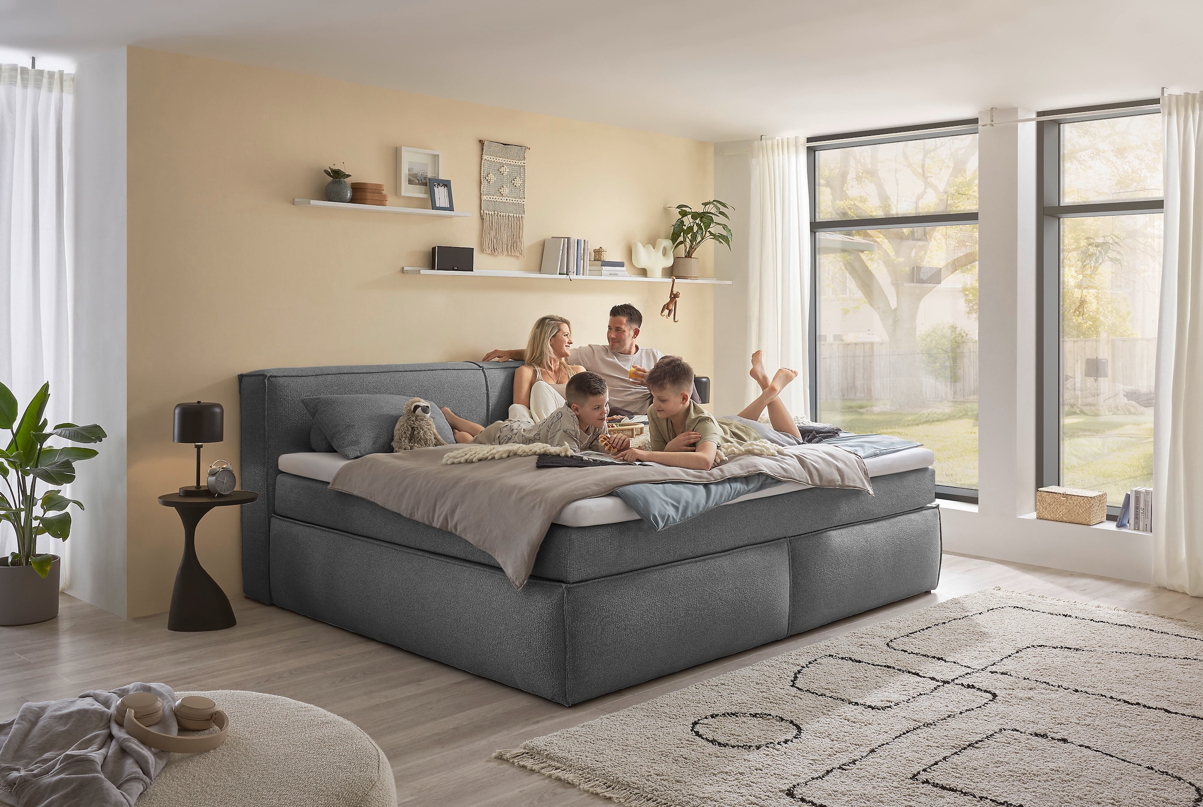 ED EXCITING DESIGN Boxspringbett »Sandon, Familienbett erhältlich in der Grösse 240x200cm« in verschiedenen Farben erhältlich