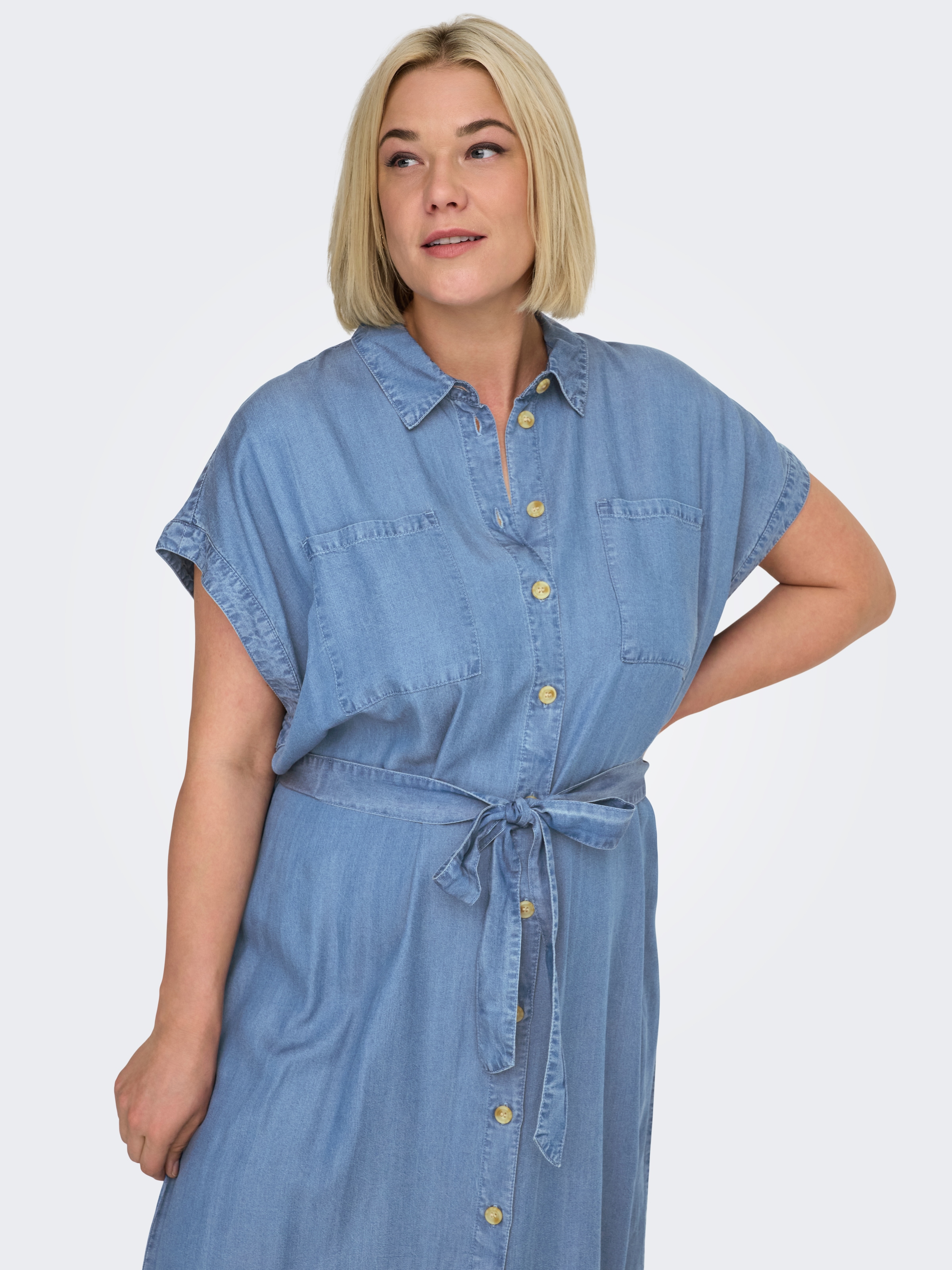 Image of ONLY CARMAKOMA Jeanskleid "CARPEMA HANNOVER SS DNM SH DRESS NOOS"