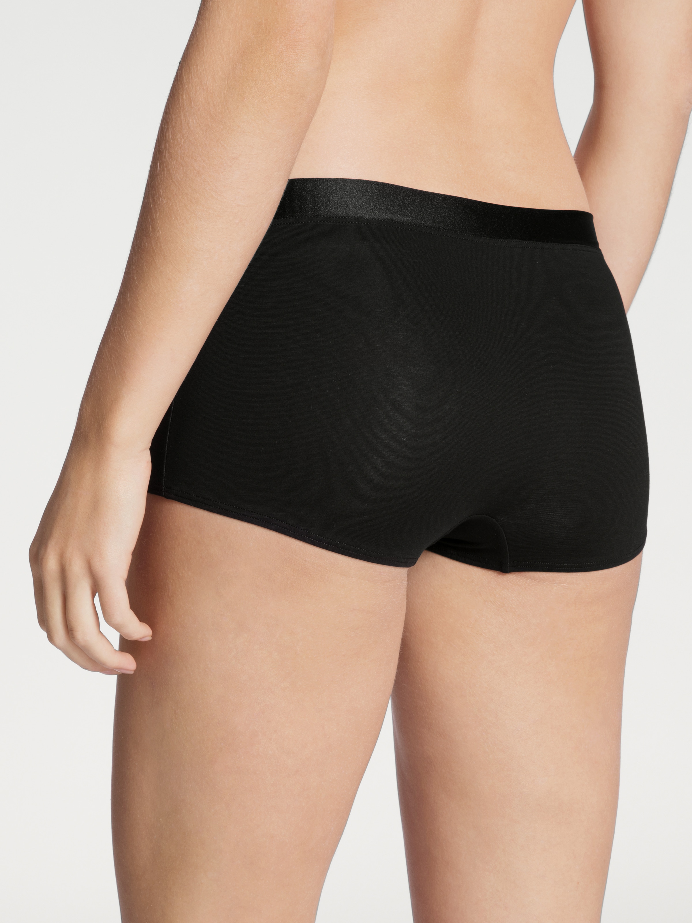 CALIDA Panty »Cate«, mit flachem Bund mit Satinblende