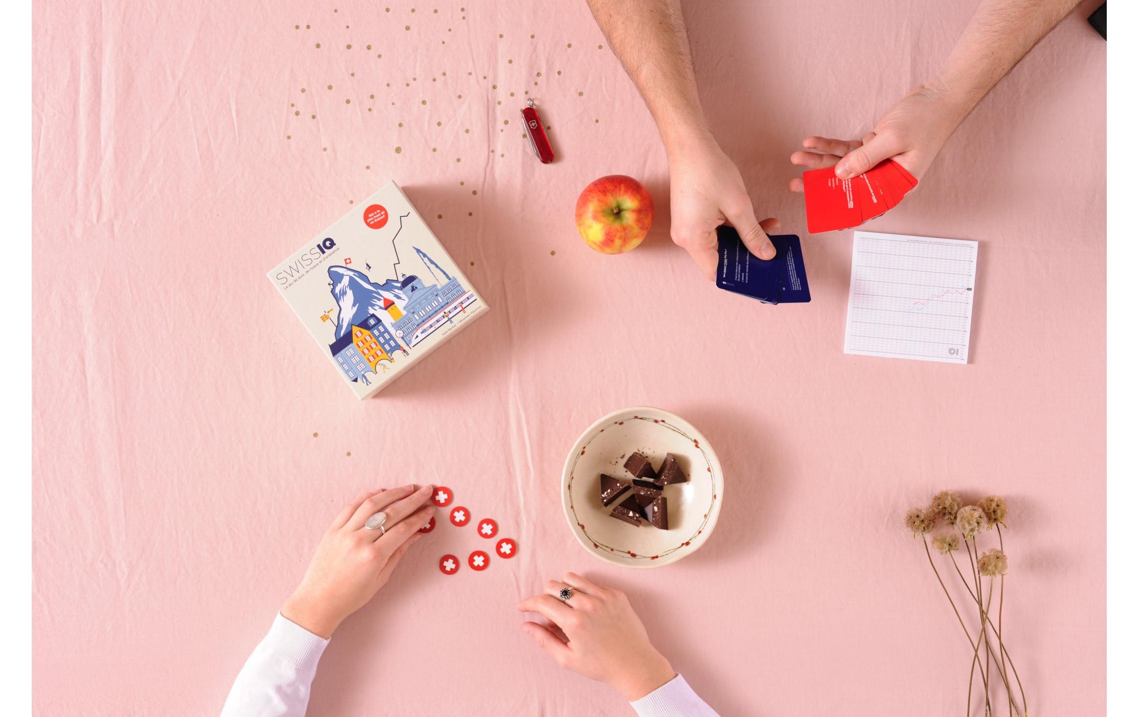 Helvetiq Spiel »IQ Quiz- & Partyspiel«