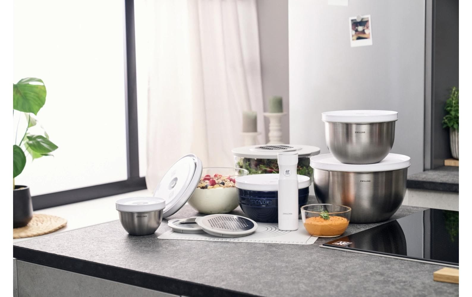Zwilling Schüssel »Fresh & Save BOWLS« 2 aus Edelstahl Vakuumschüssel L / 24 cm, Edelstahl