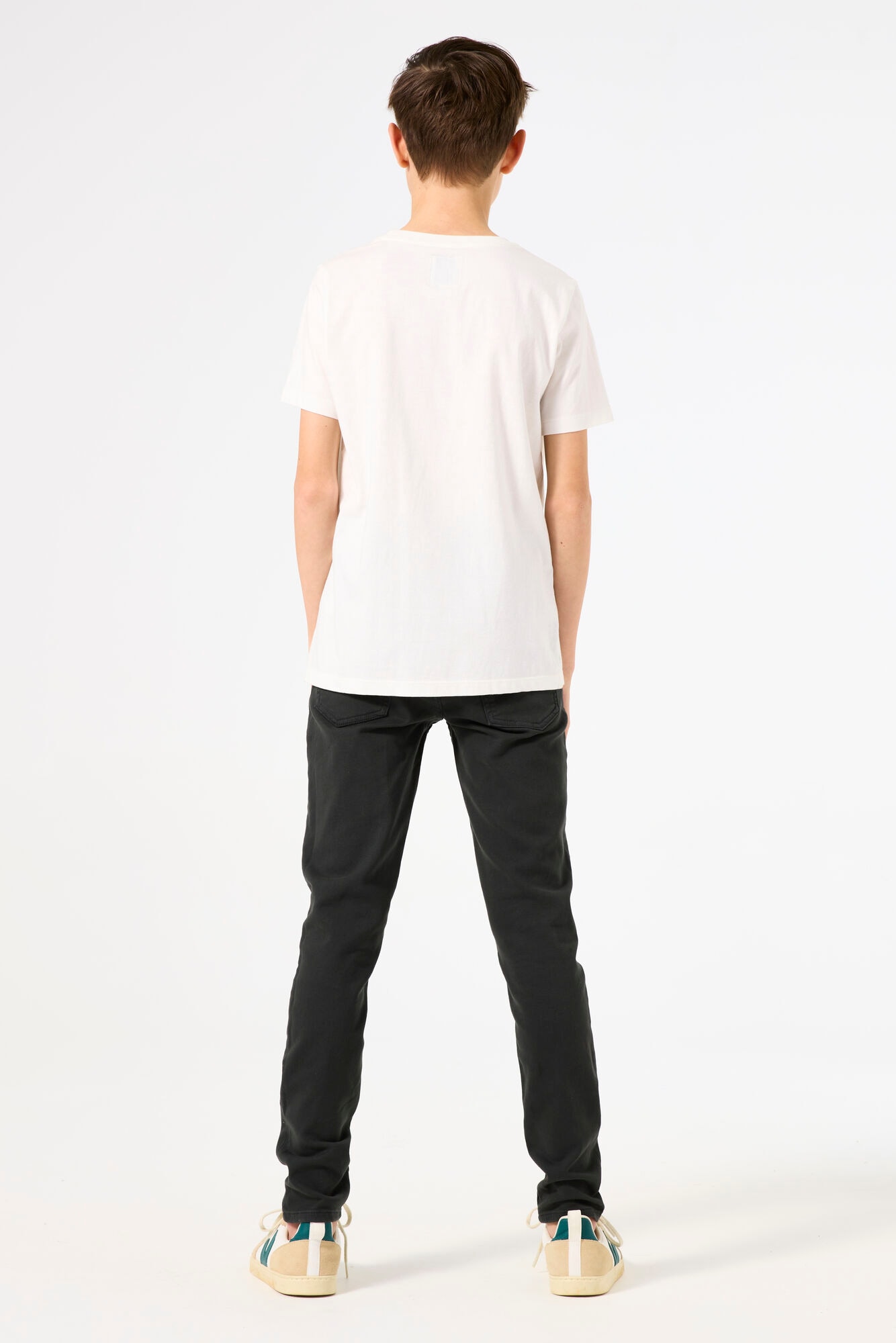 Garcia 5-Pocket-Jeans »Lazlo« mit Destroyed-Detail am Knie, for BOYS
