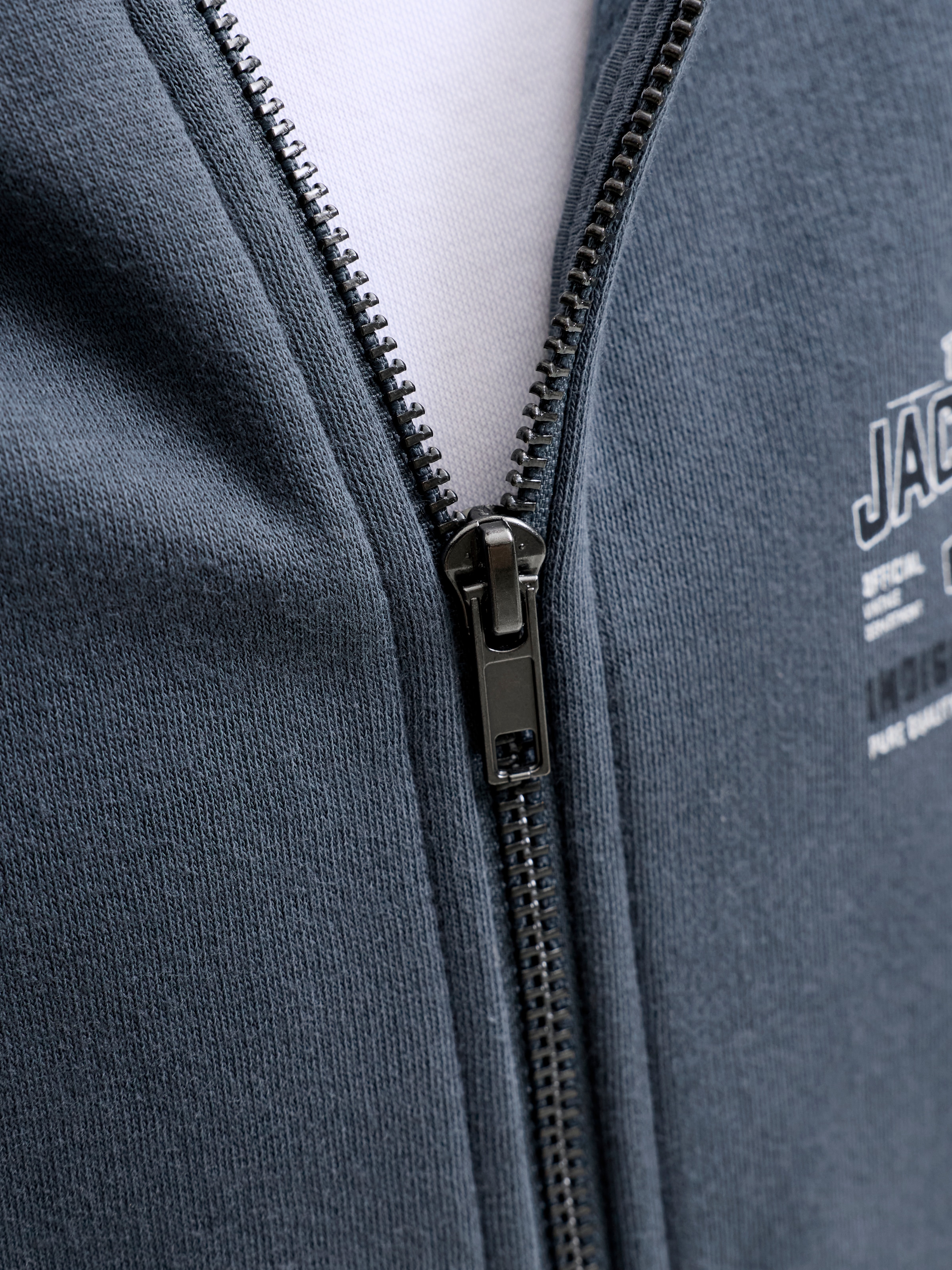 Jack & Jones Junior Kapuzensweatjacke »JJELOGO SWEAT ZIP HOOD 2 COL AW26 SN JNR« Baumwolle, regular fit