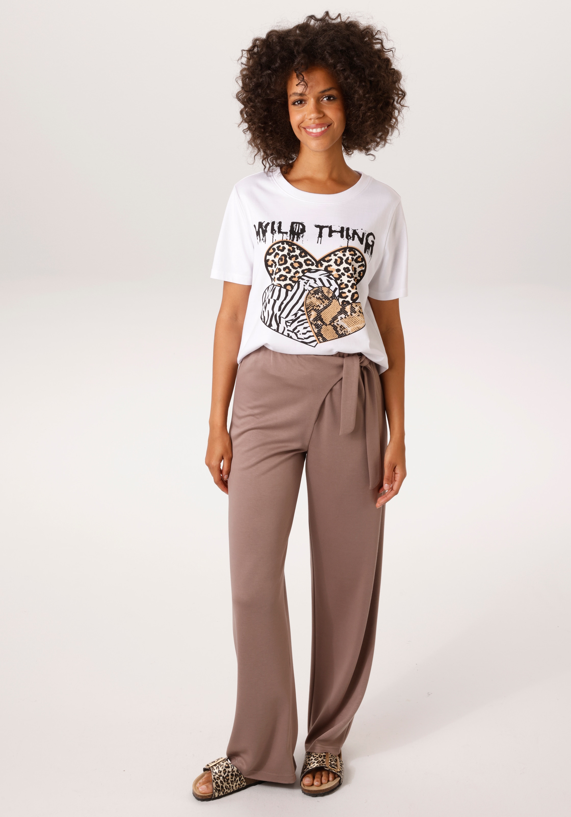 Aniston CASUAL T-Shirt mit Herzen, Animal-Drucken und Statement-Schriftzug