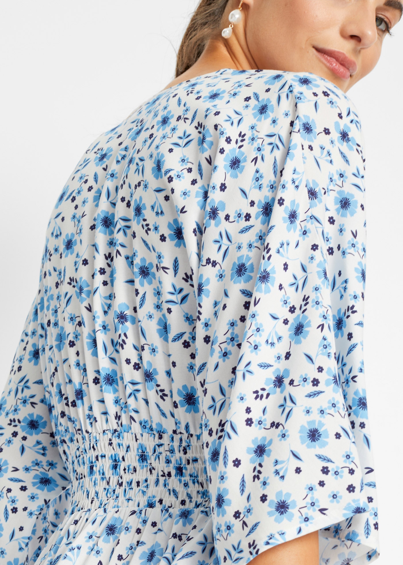 bonprix Maxi robe »Maxikleid aus reiner Viskose« en viscose, coupe évasée, style élégant, avec imprimé
