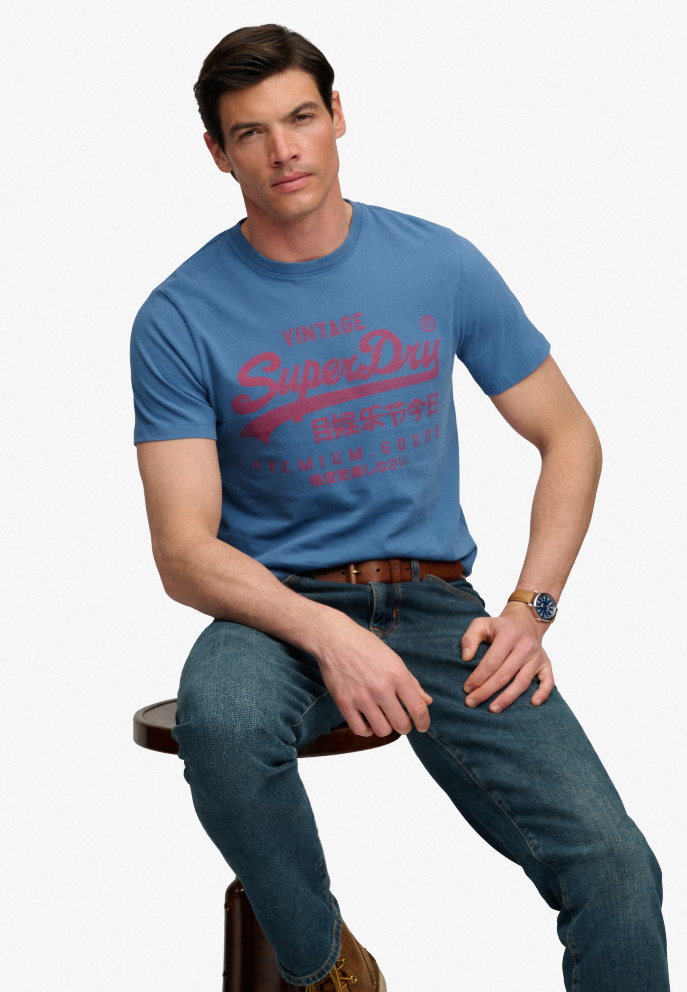 Superdry Shirt à col rond »VL CLASSIC TEE« coton, coupe décontractée