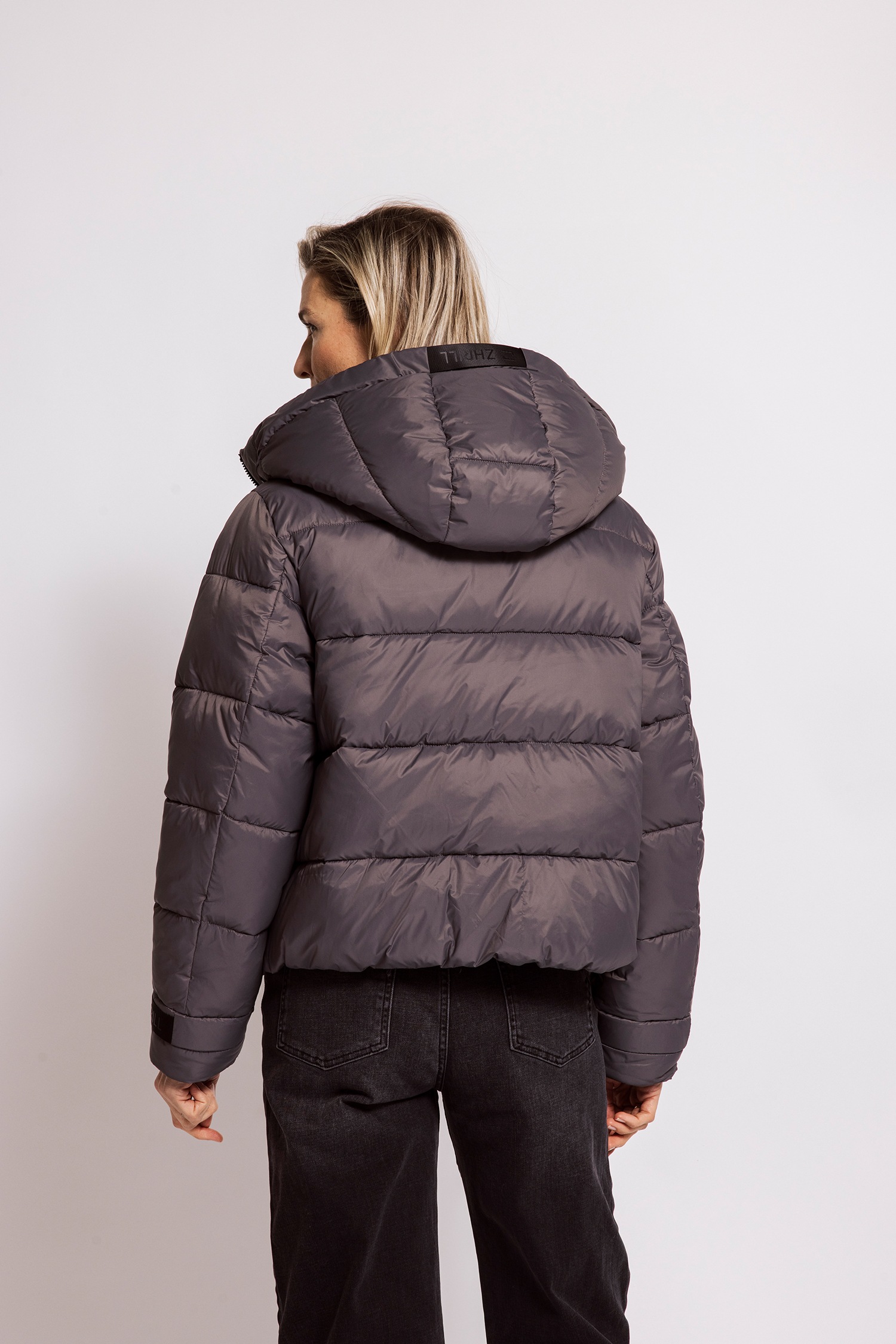 Zhrill Steppjacke »ASLI« mit Kapuze mit Kapuze / Reissverschluss und Stehkragen
