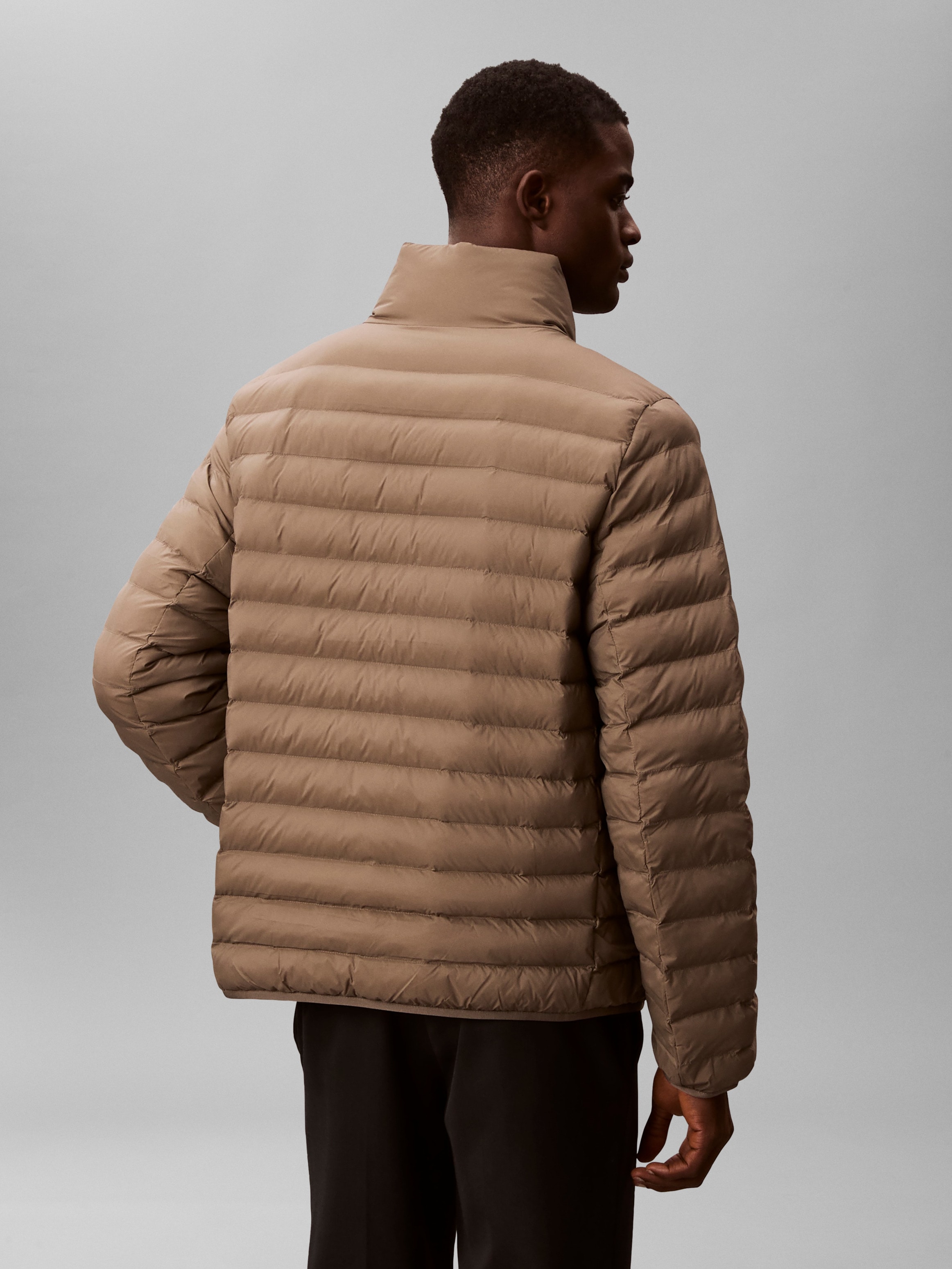 Calvin Klein Veste matelassée »LS LT WT NYLN CHNNLD« ohne Kapuze Mit Rundhalsausschnitt