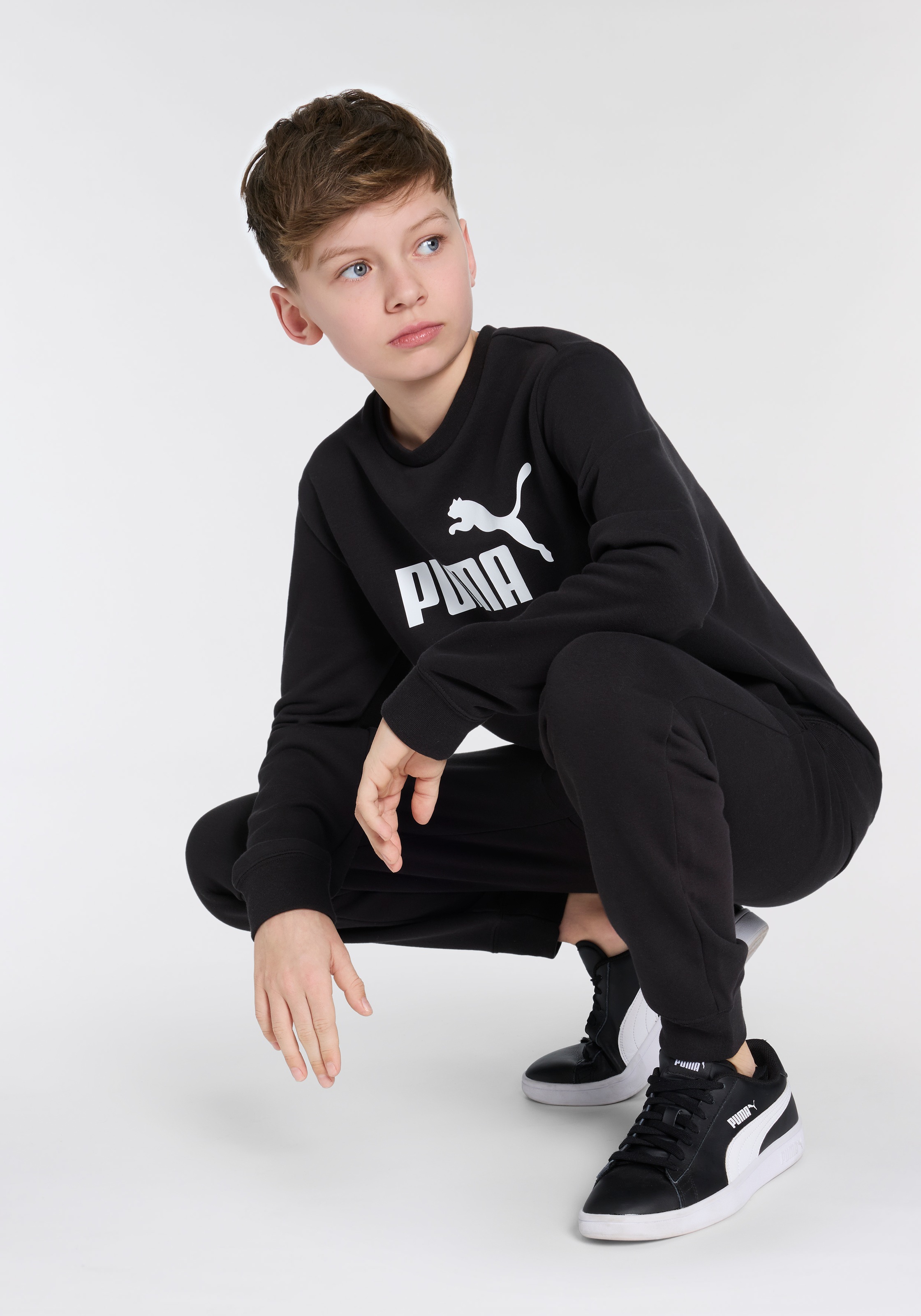 Image of PUMA Trainingsanzug "ESS NO.1 LOGO CREW SWEAT SUIT TR B" 2 Stk. für Jugendliche, mit Rundhalsausschnitt, mit gerippten Bündchen
