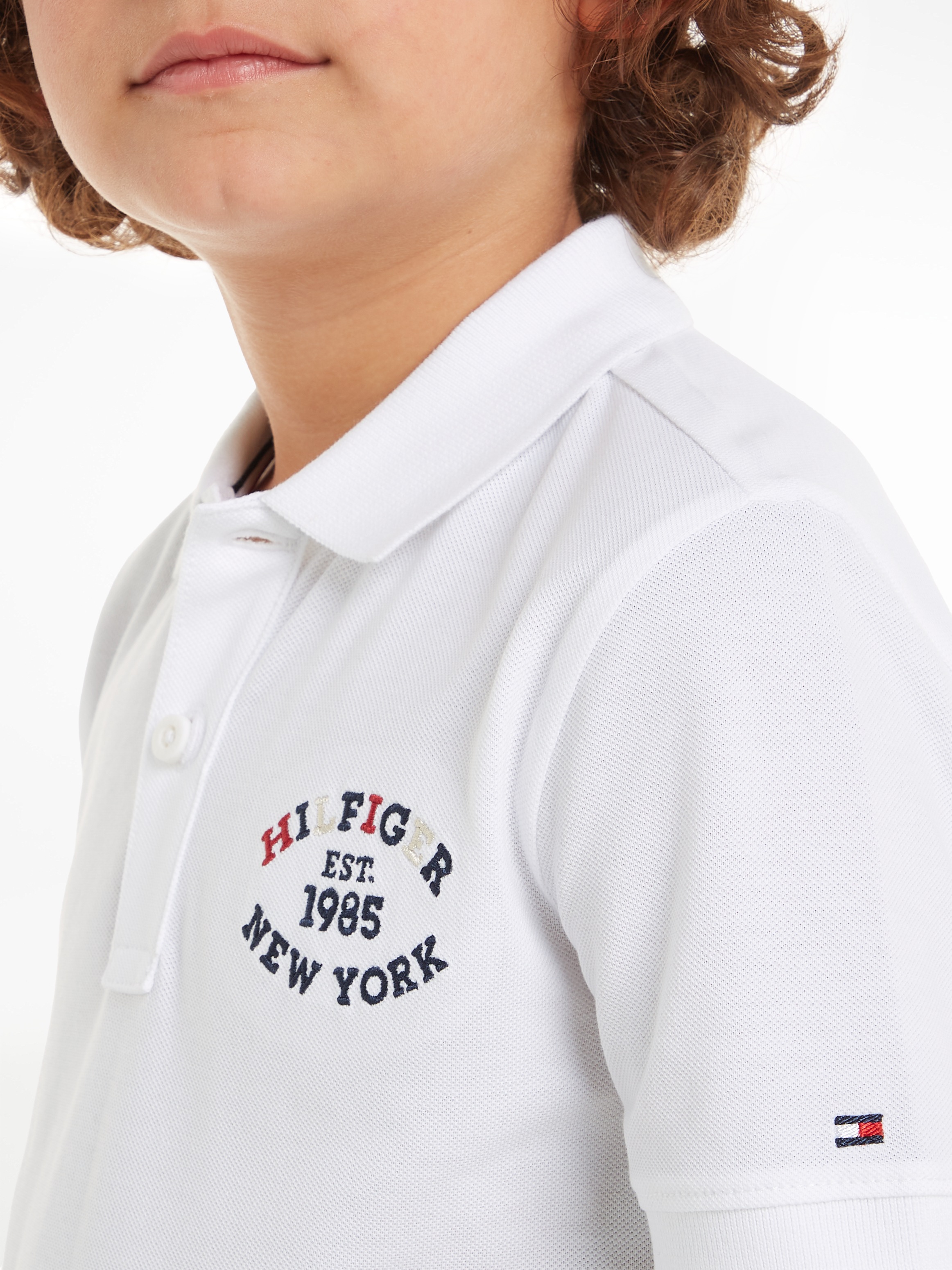 Tommy Hilfiger Poloshirt »MONOTYPE REGULAR POLO SS«, Kinder bis 16 Jahre mit Logoschriftzug