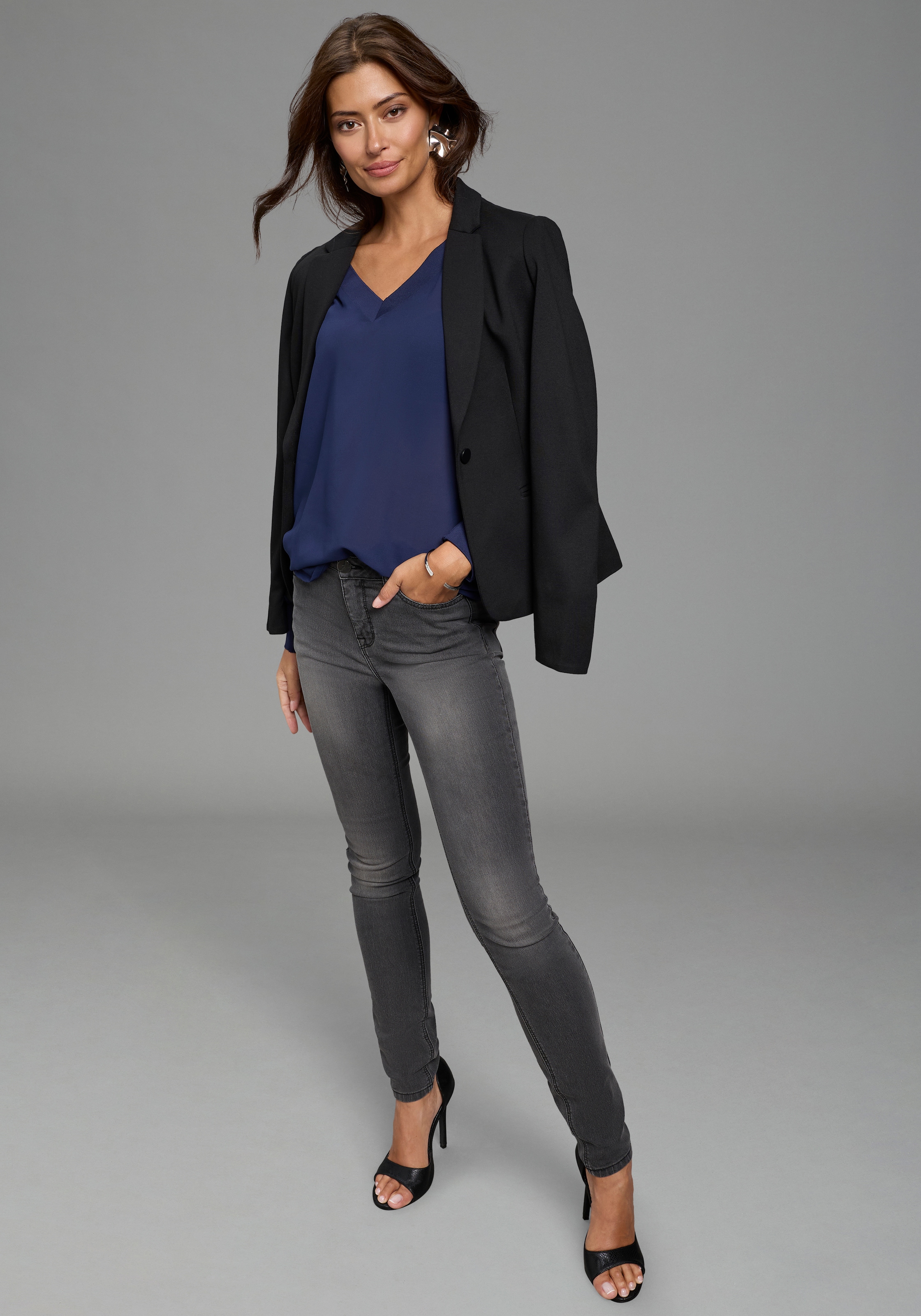Laura Scott Blouse en mousseline leicht transparent, mit Fledermaus-Ärmeln, und V-Ausschnitt
