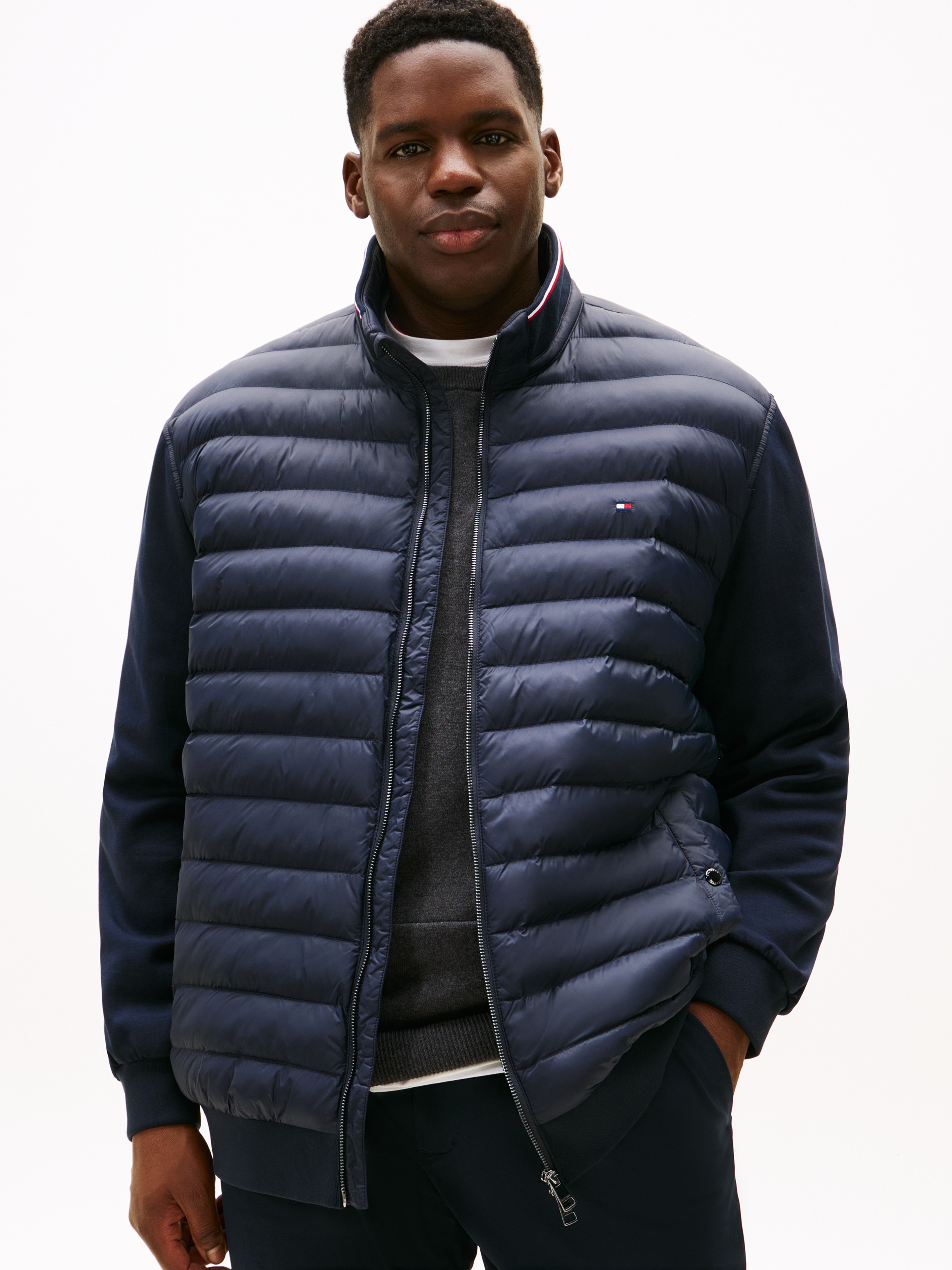 Image of Tommy Hilfiger Big & Tall Sweatjacke "BT-MIX MEDIA STAND CLLR-B" mit gesteppten Vorderteil, normale Passform, Stehkragen