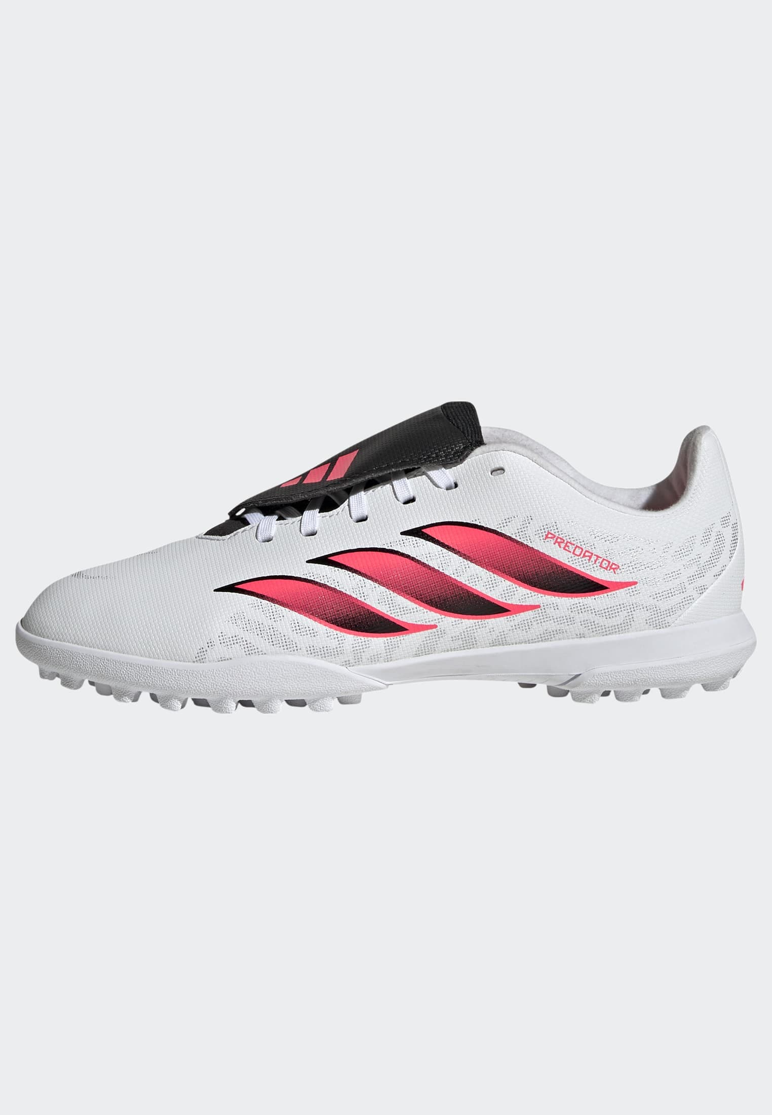 adidas Performance Chaussure de football »PREDATOR CLUB KIDS , HYBRIDRASEN, UMSCHLAGBARE ZUNGE«  pour enfants et adolescents