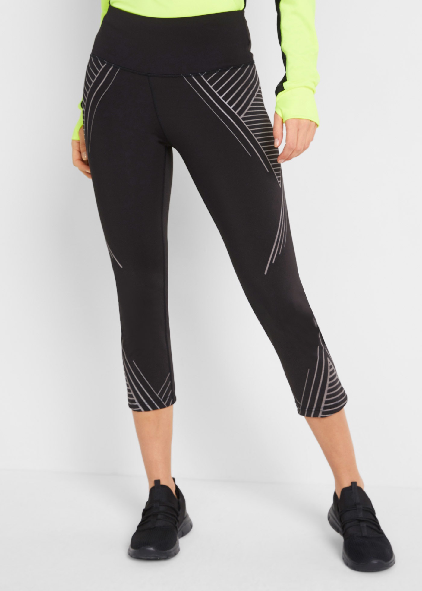 Image of bonprix Trainingstights "Sport-Leggings mit Tasche, 3/4-Länge" aus Power-Stretch-Material, 3/4-Länge, Skinny Fit