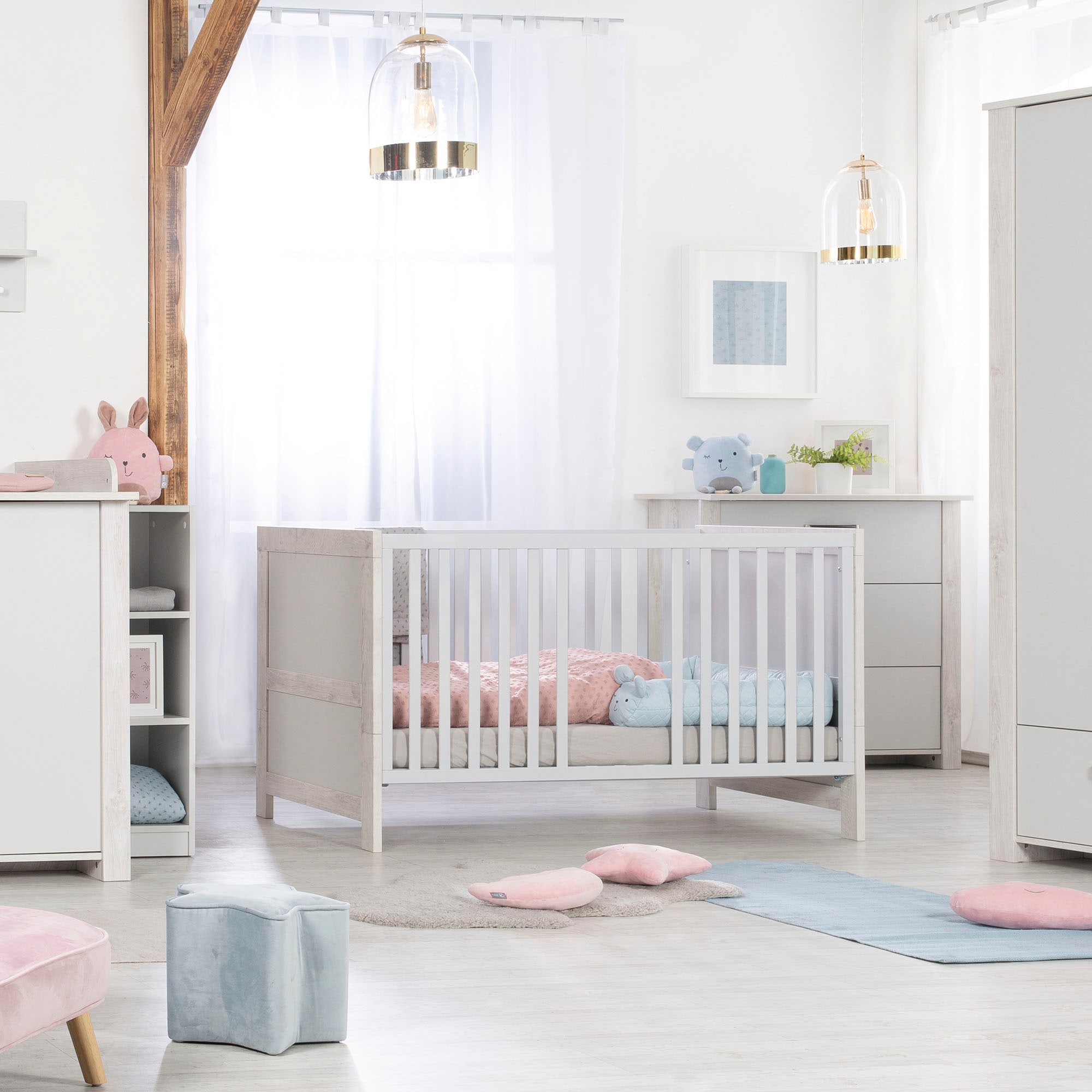 roba® Babymöbel-Set »Mila«, (Spar-Set, 2 St., Kinderbett, Wickelkommode),  mit Kinderbett und Wickelkommode