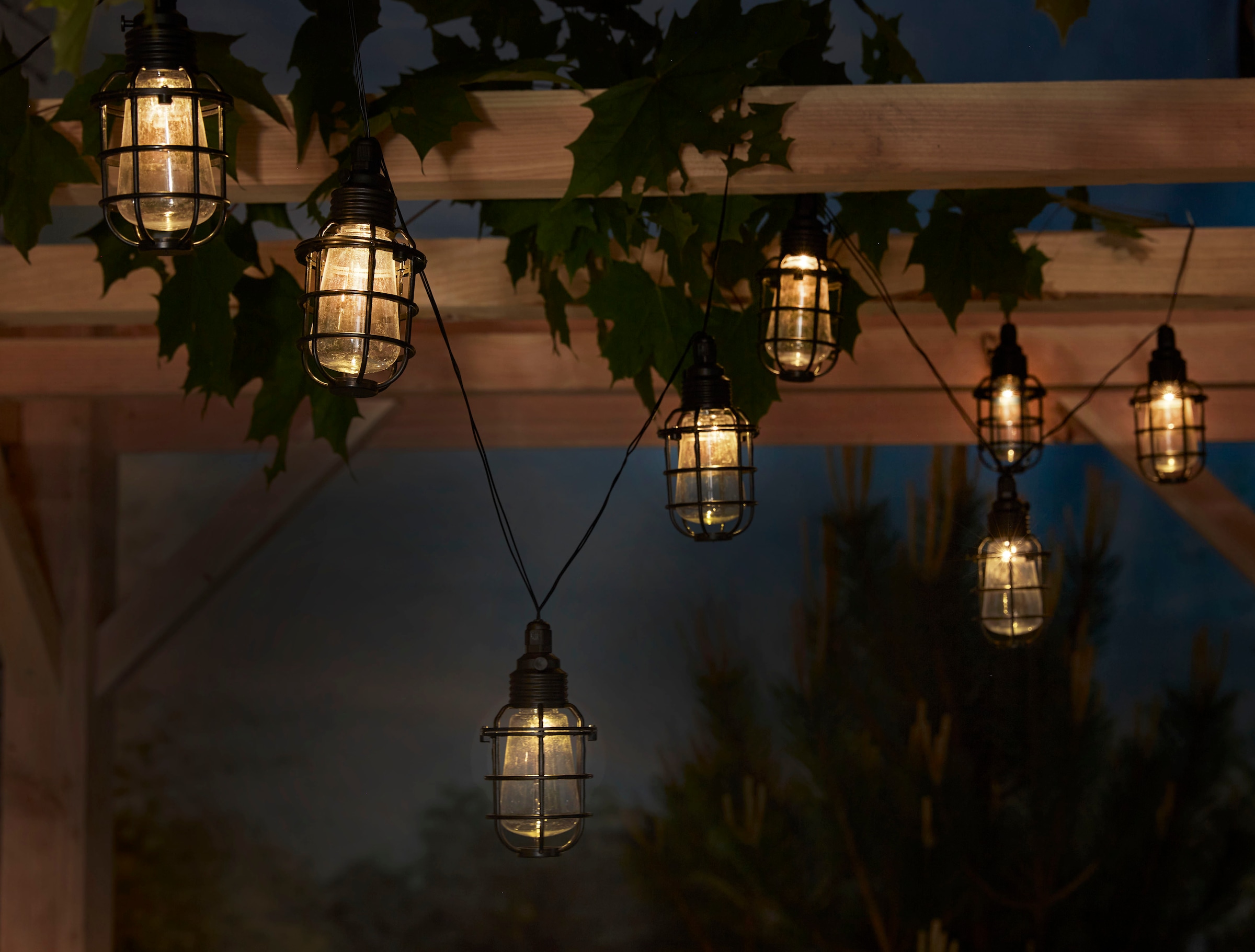 LUXFORM Guirlande lumineuse »Solar-Lichterkette Corsica Partybeleuchtung 10xLED« fabriqué en plastique