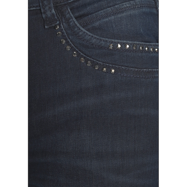 ♕ MAC Gerade Jeans »Mel-Glitter«, Mit Nietenbesatz an den vorderen Taschen  versandkostenfrei auf