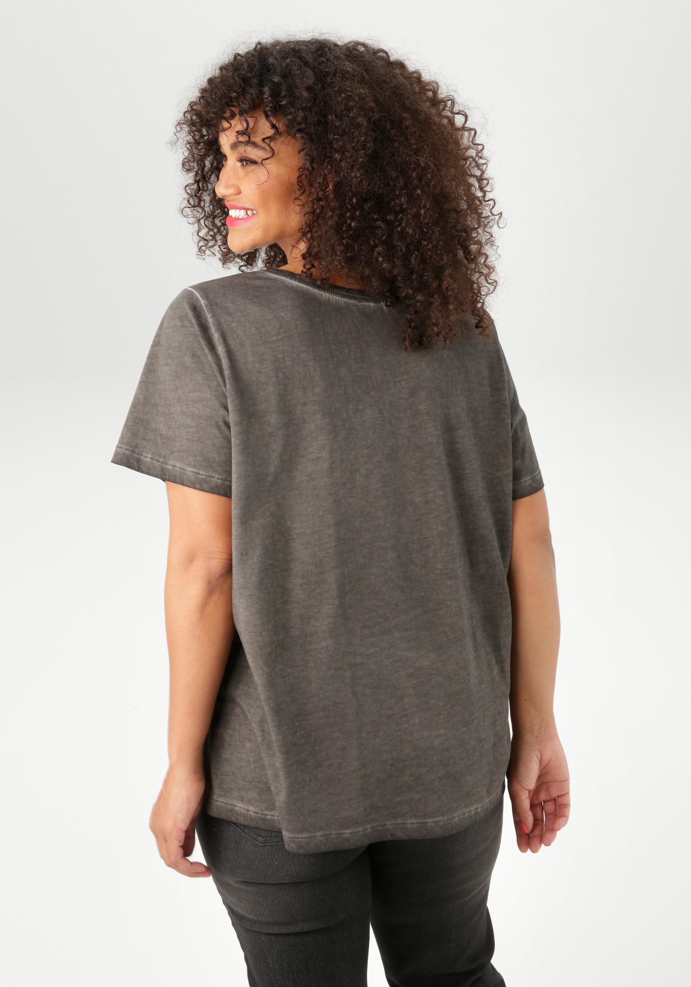 Aniston PLUS T-Shirt, mit edlem Druckmotiv - NEUE KOLLEKTION