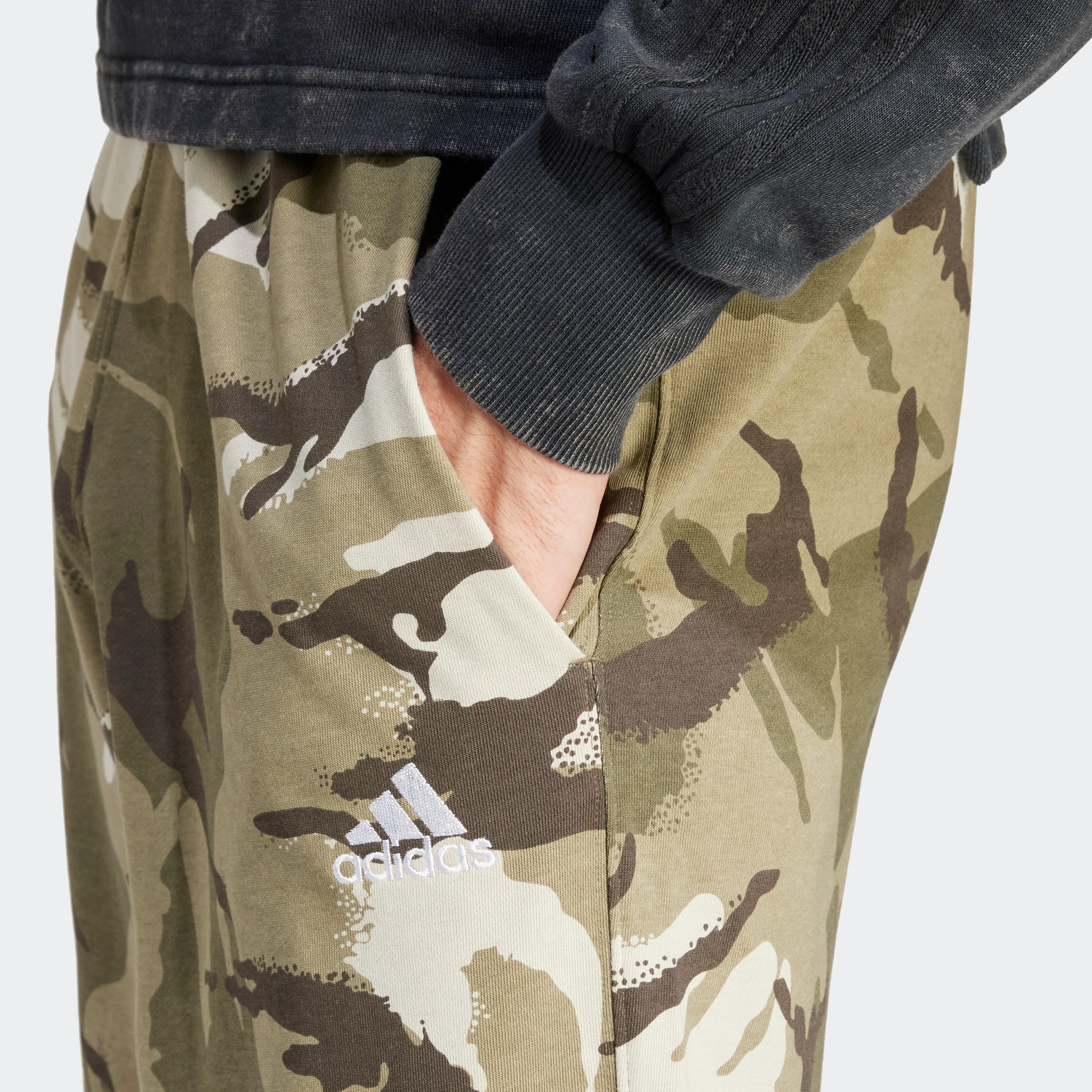 adidas Sportswear Shorts »M BL CAMO SHRT«, (1 tlg.)