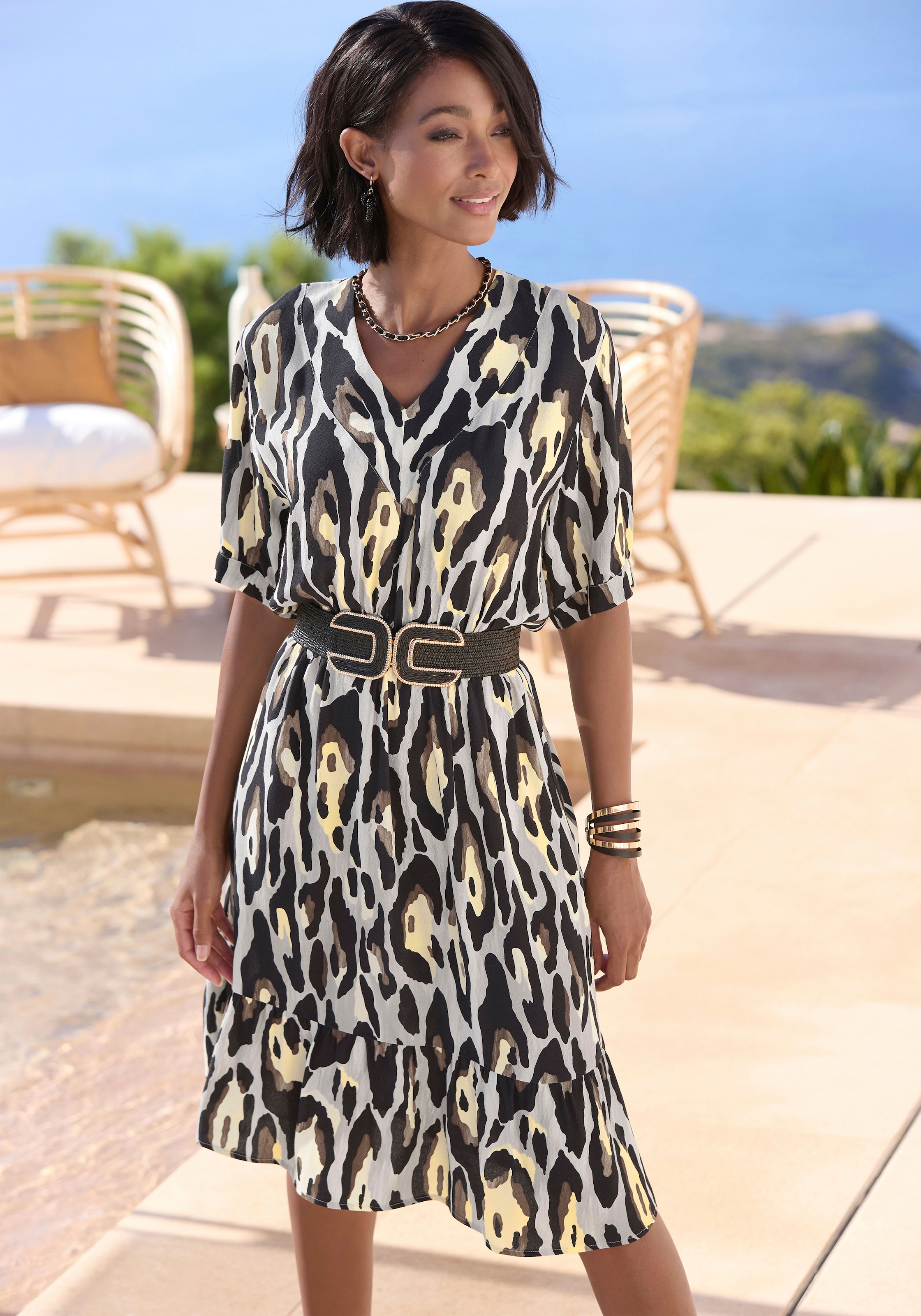 Image of LASCANA Tunikakleid "mit V-Ausschnitt aus gewebter Viskose" Ohne Taschen Sommerkleid, Druckkleid, Strandkleid, Blusenkleid