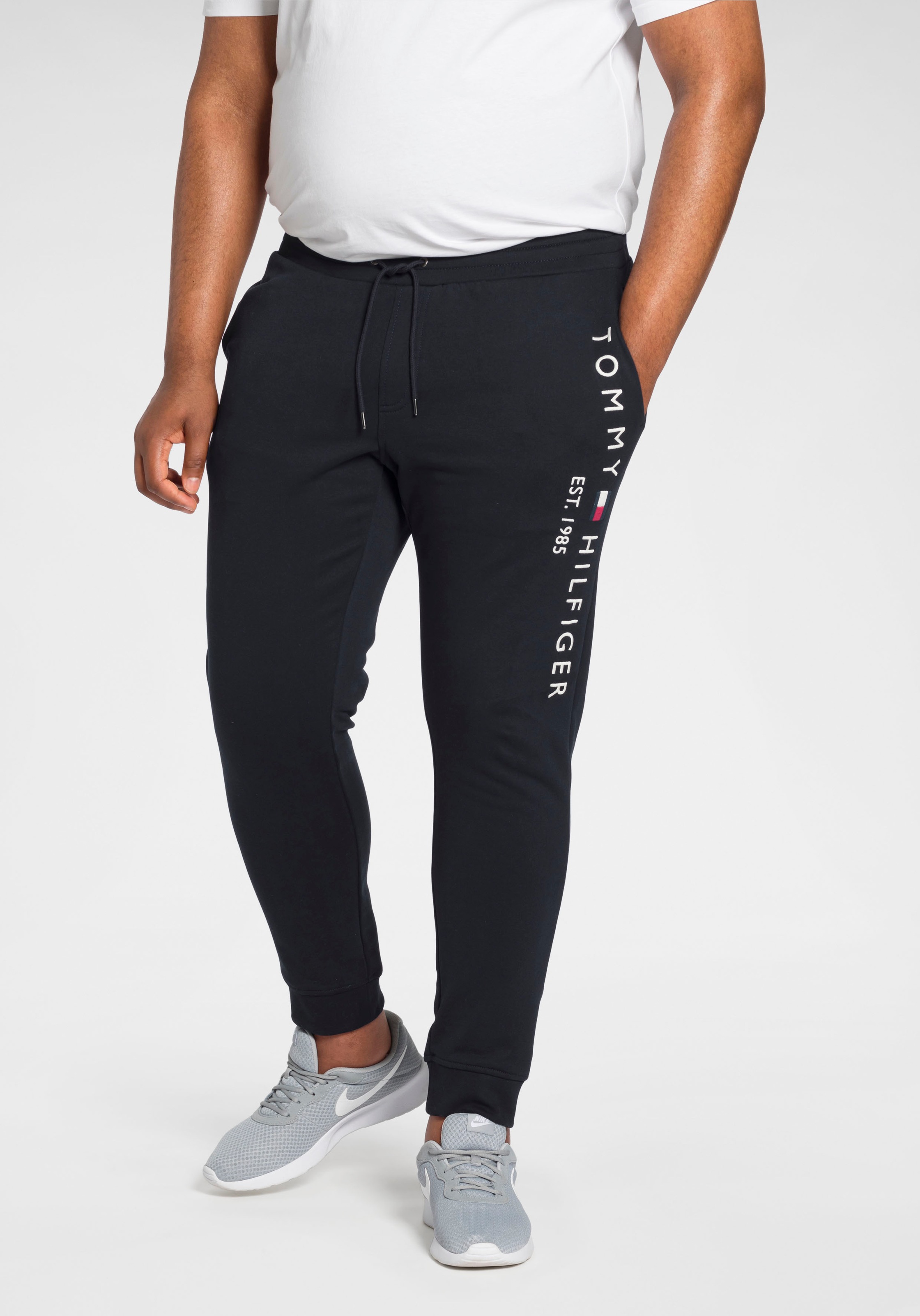 Image of Tommy Hilfiger Big & Tall Sweathose »BT-BASIC BRANDED SWEATPANTS« bei Ackermann Versand Schweiz