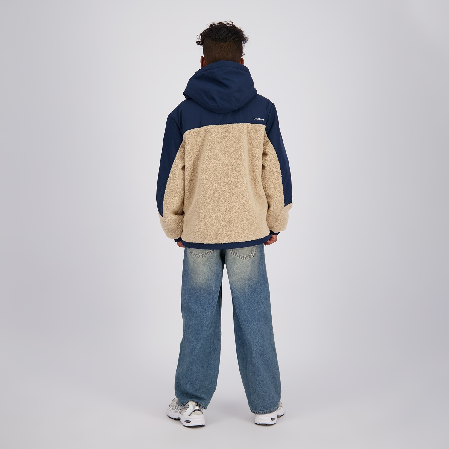 Vingino Kapuzenfleecejacke mit Kapuze Reissverschlusstasche, mit Kapuze