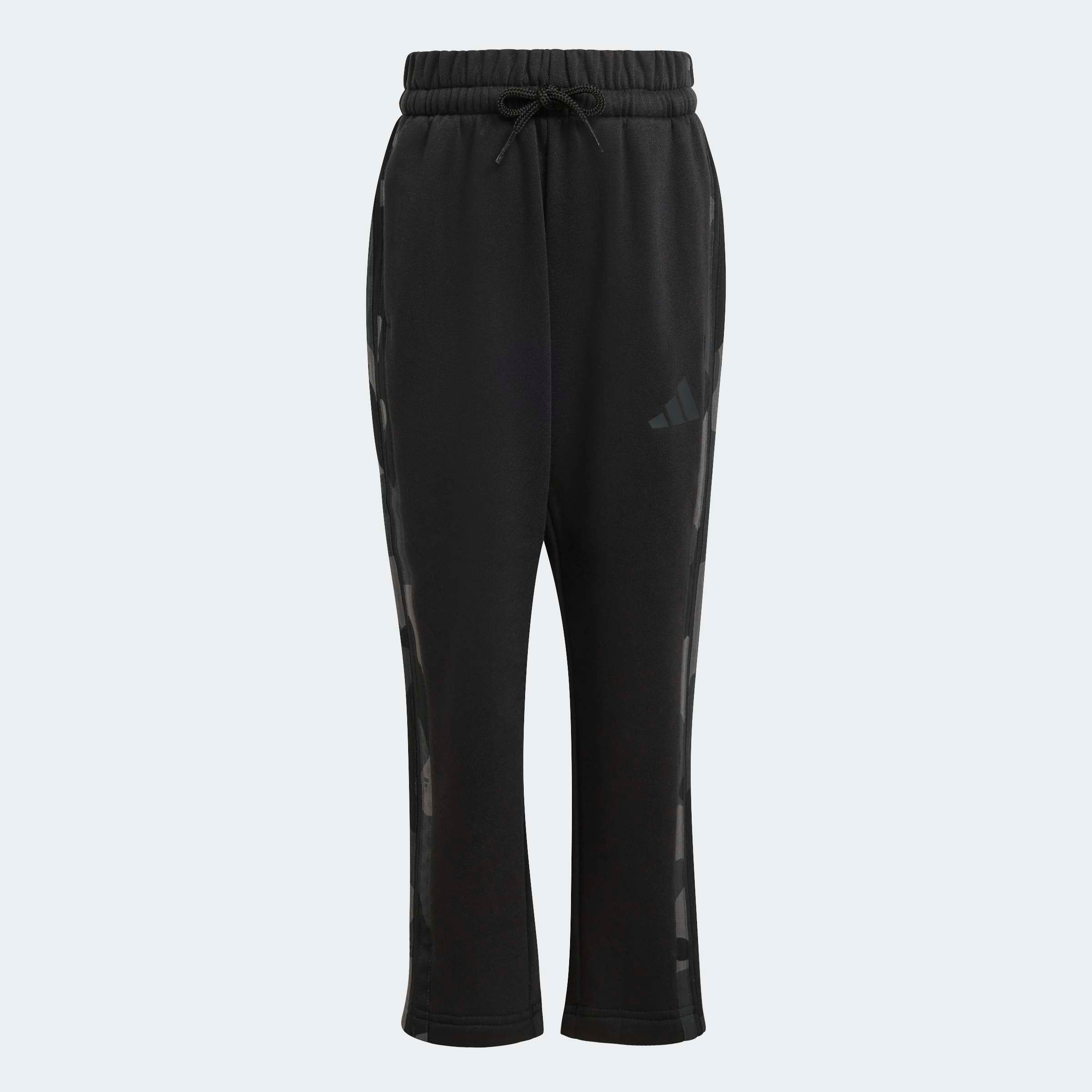 adidas Sportswear Trainingsanzug »SEASONAL ESSENTIALS CAMO FLEECE KLEINKINDER« 2 tlg.