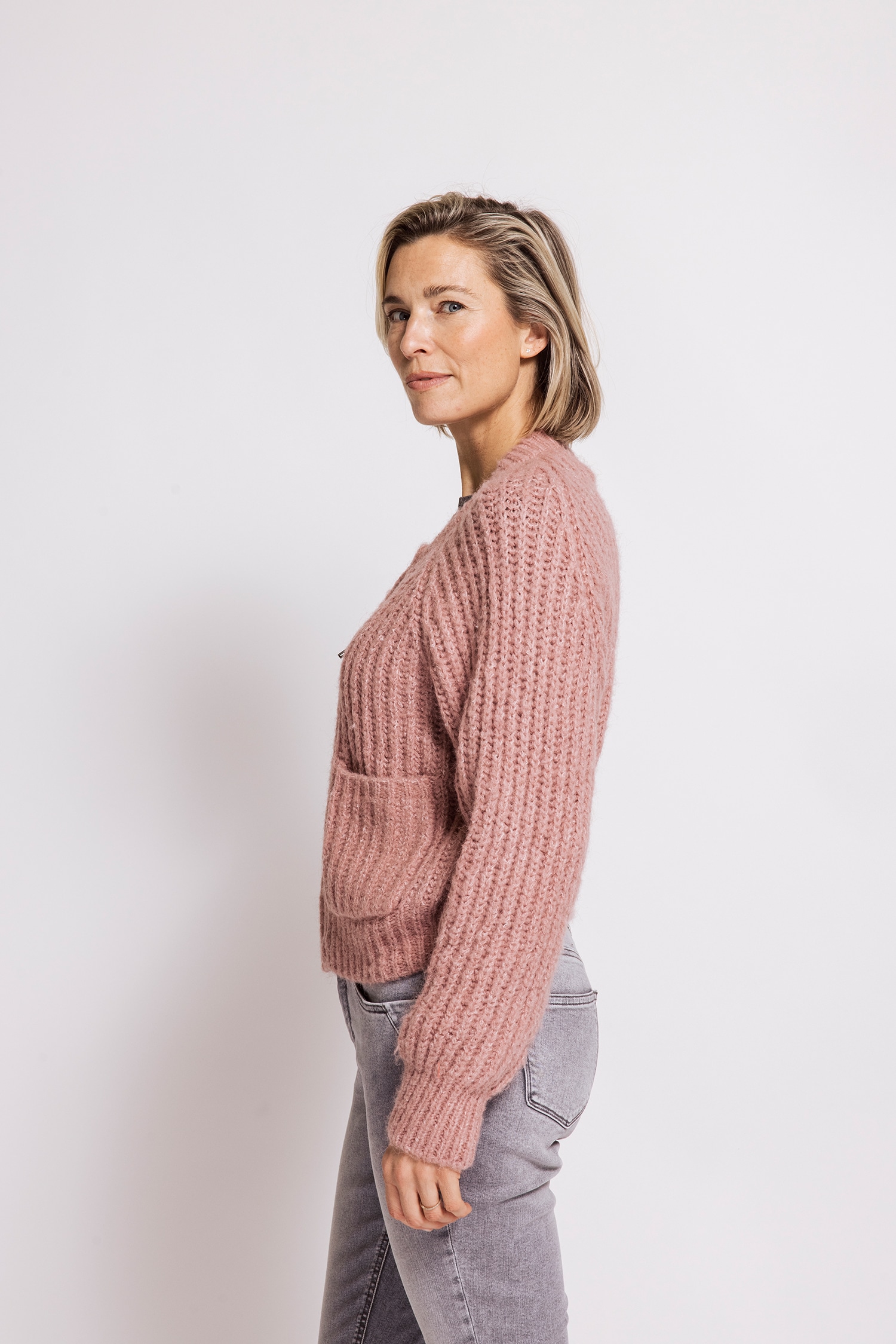 Zhrill Veste en tricot »CORINNA« look décontracté, coupe régulière, avec fermeture éclair, structure côtelée