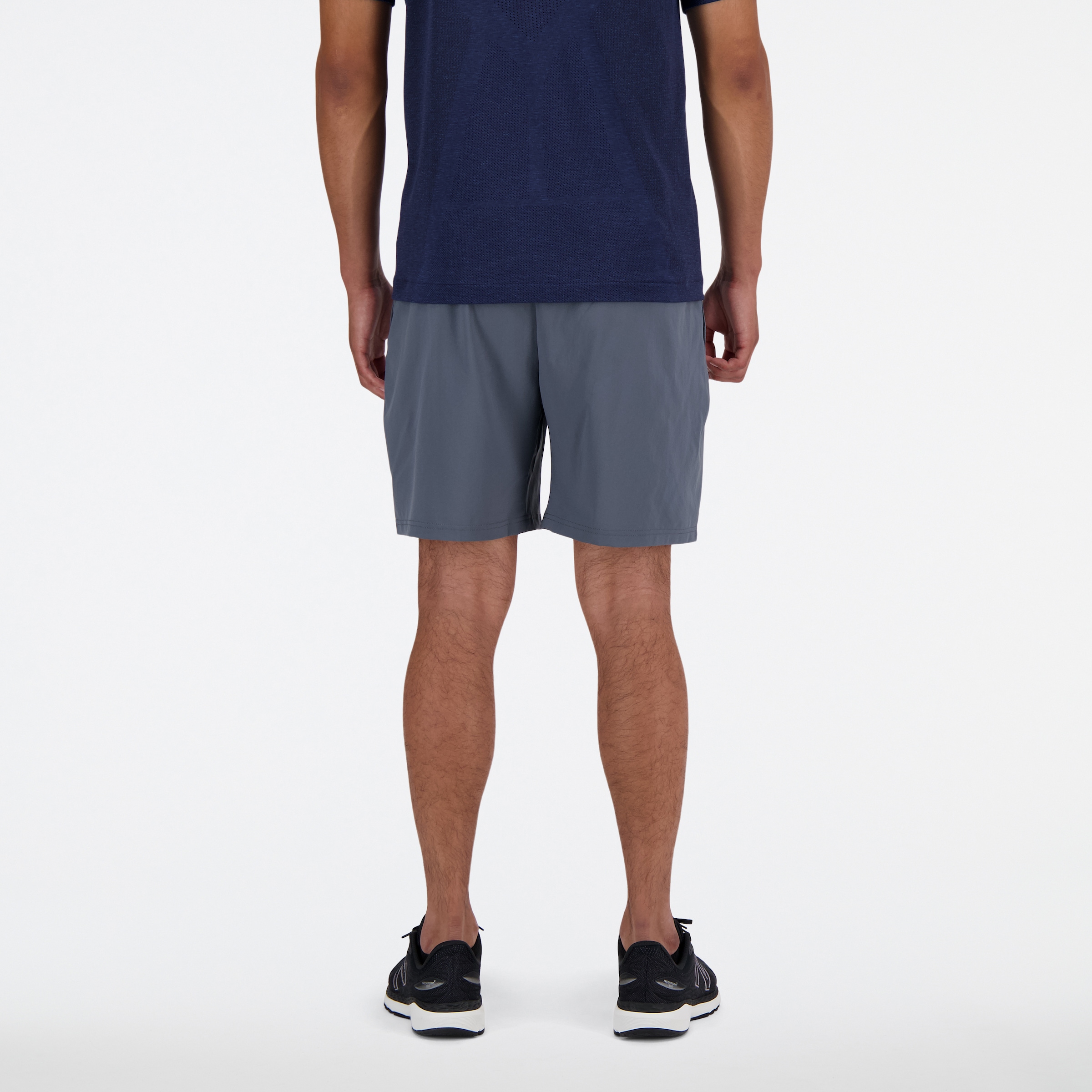 New Balance Short de course »SPORT ESSENTIAL SHORT 7«  mit feuchtigkeitsabweisender Technologie, atmungsaktiver Innenslip