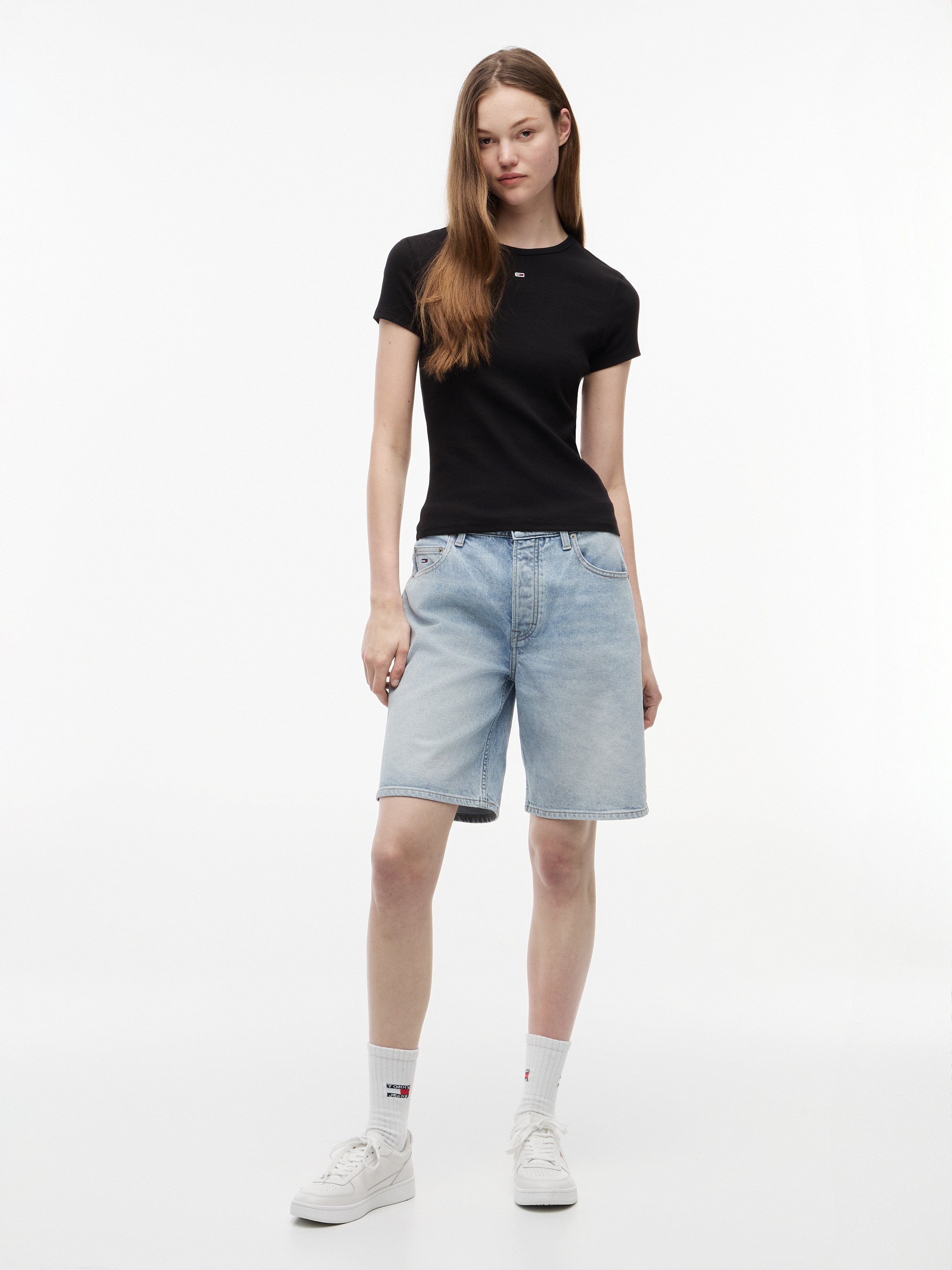 Tommy Jeans »TJW ESSENTIAL RIB SHORT SLEEVE EXT« Baumwollmischung in gerippter Struktur, Slim Fit