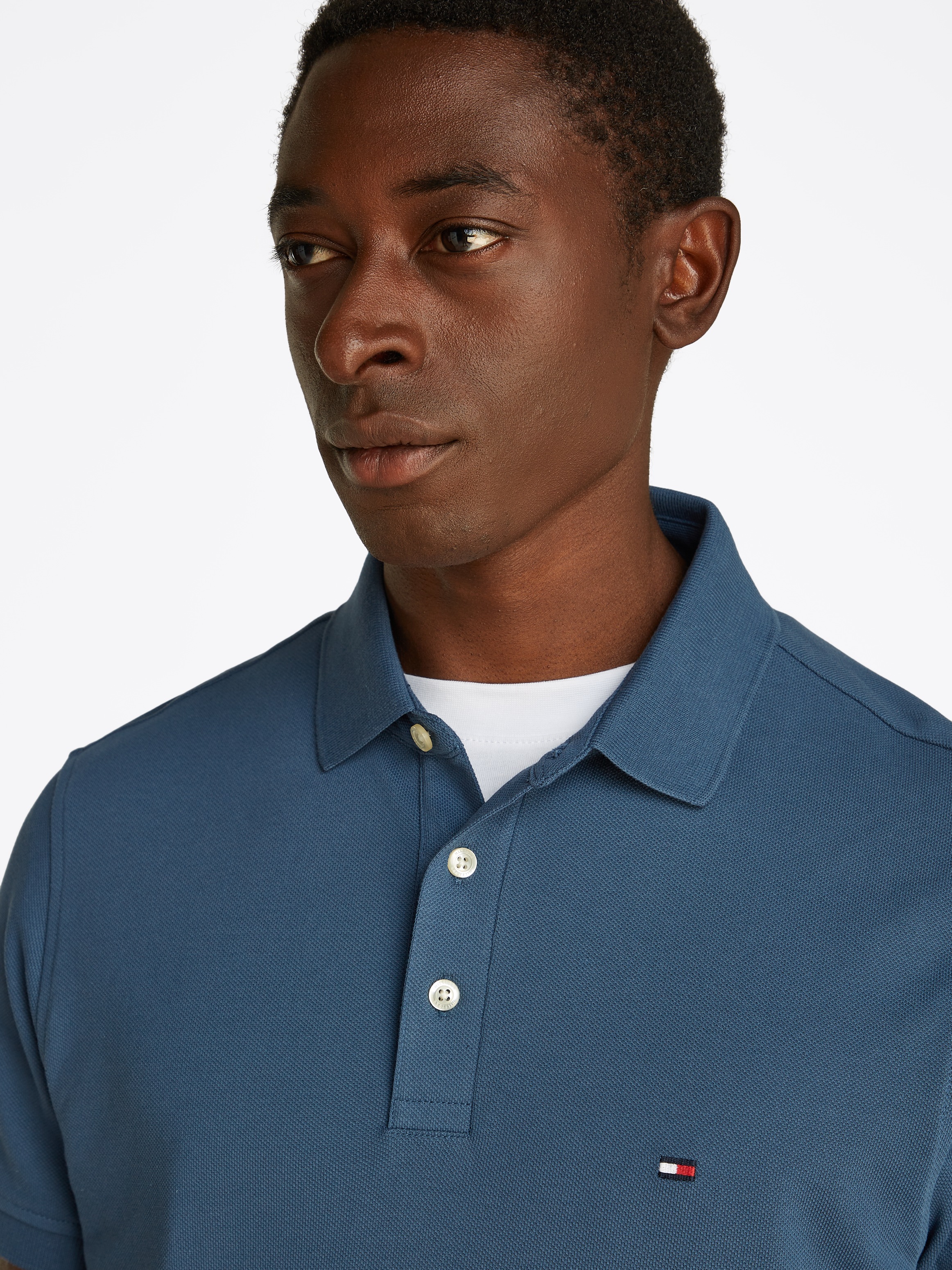 Tommy Hilfiger Poloshirt »1985 SLIM POLO mit Piqué-Struktur und Stickerei«, meliert, casual, slim fit, Baumwollmix, Polokragen