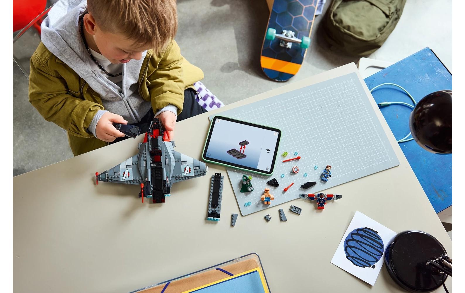 LEGO® Konstruktionsspielsteine »Avengers: Doomsday Quinjet Marvel Super Heroes Bausatz«