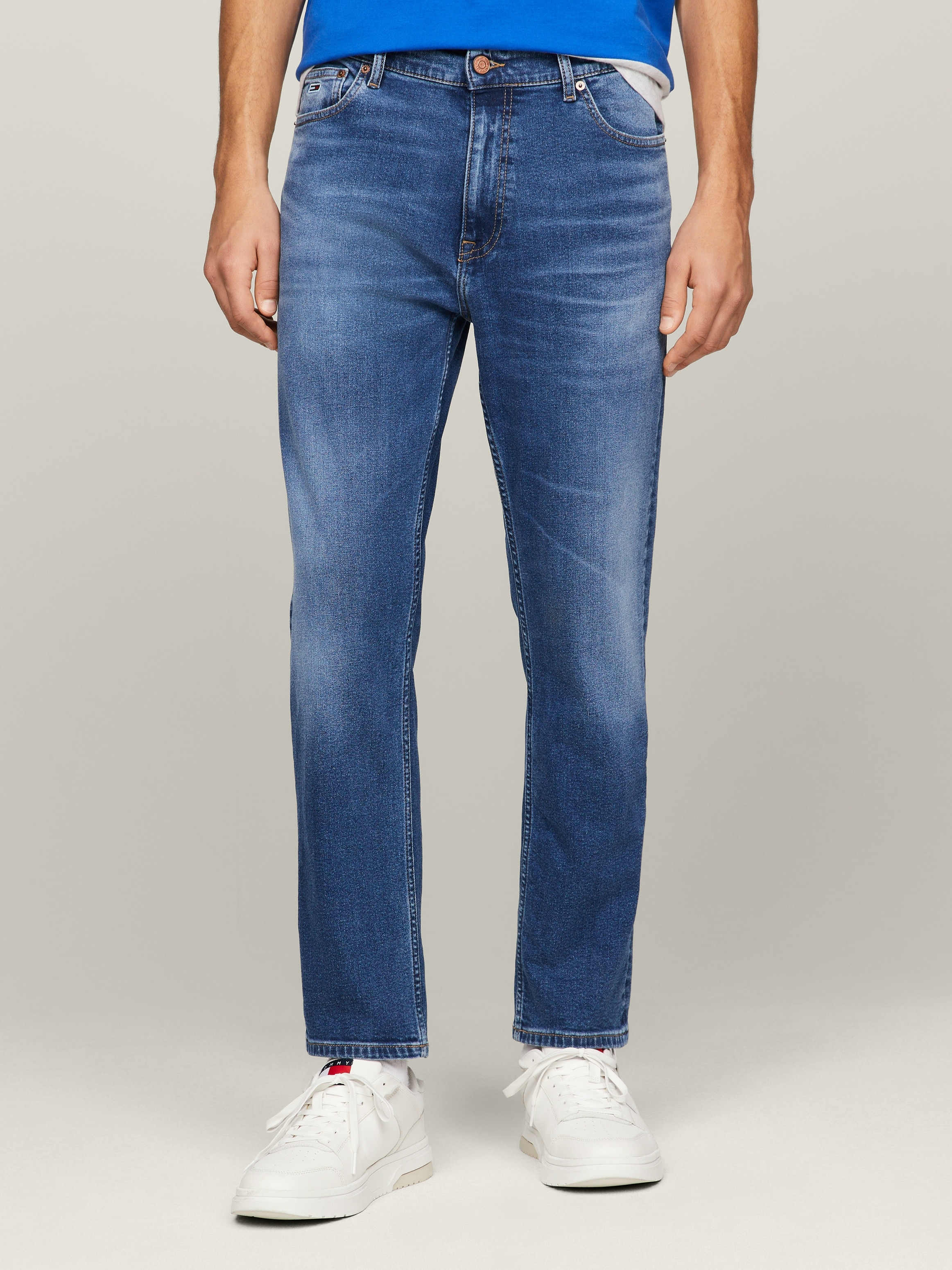 Tommy Jeans Dad-Jeans »DAD JEAN RGLR«, im 5-Pocket-Style