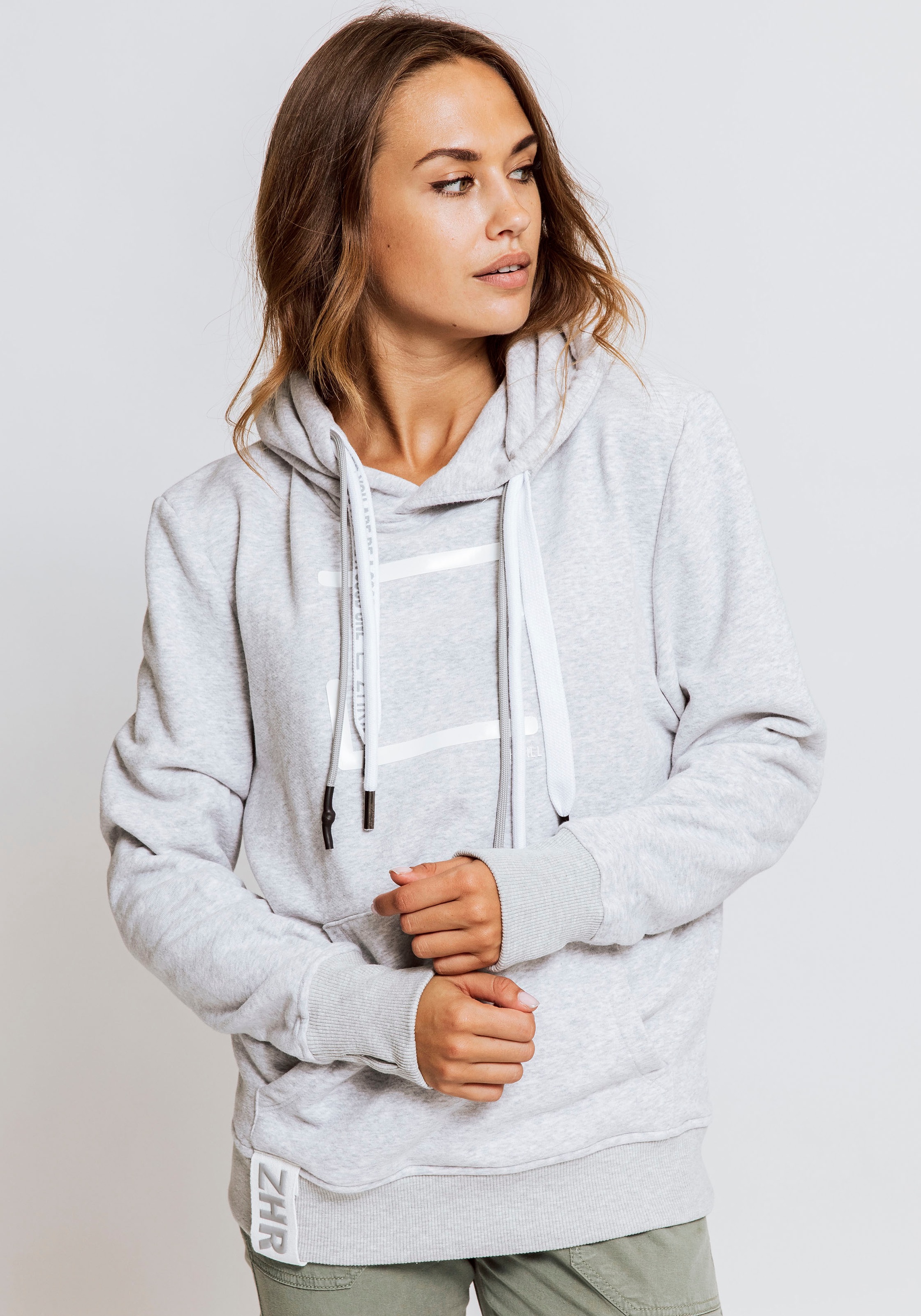 Image of Zhrill Kapuzensweatshirt »DANICA«, Lässiges Sweatshirt mit coolen Doppelkordeln bei Ackermann Versand Schweiz