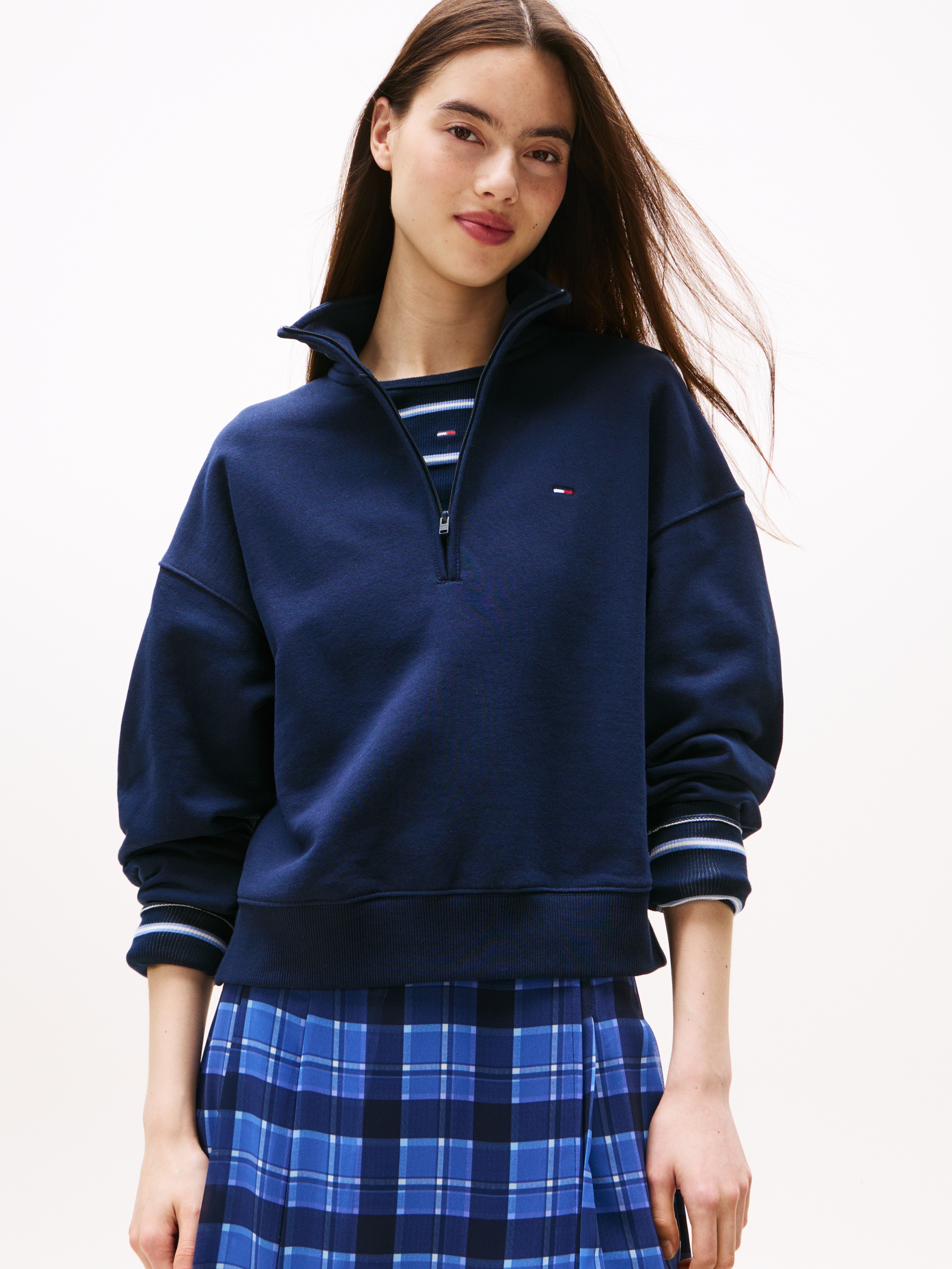 Image of Tommy Jeans Sweatshirt "TJW BXY S-FLAG 1/4 ZIP"