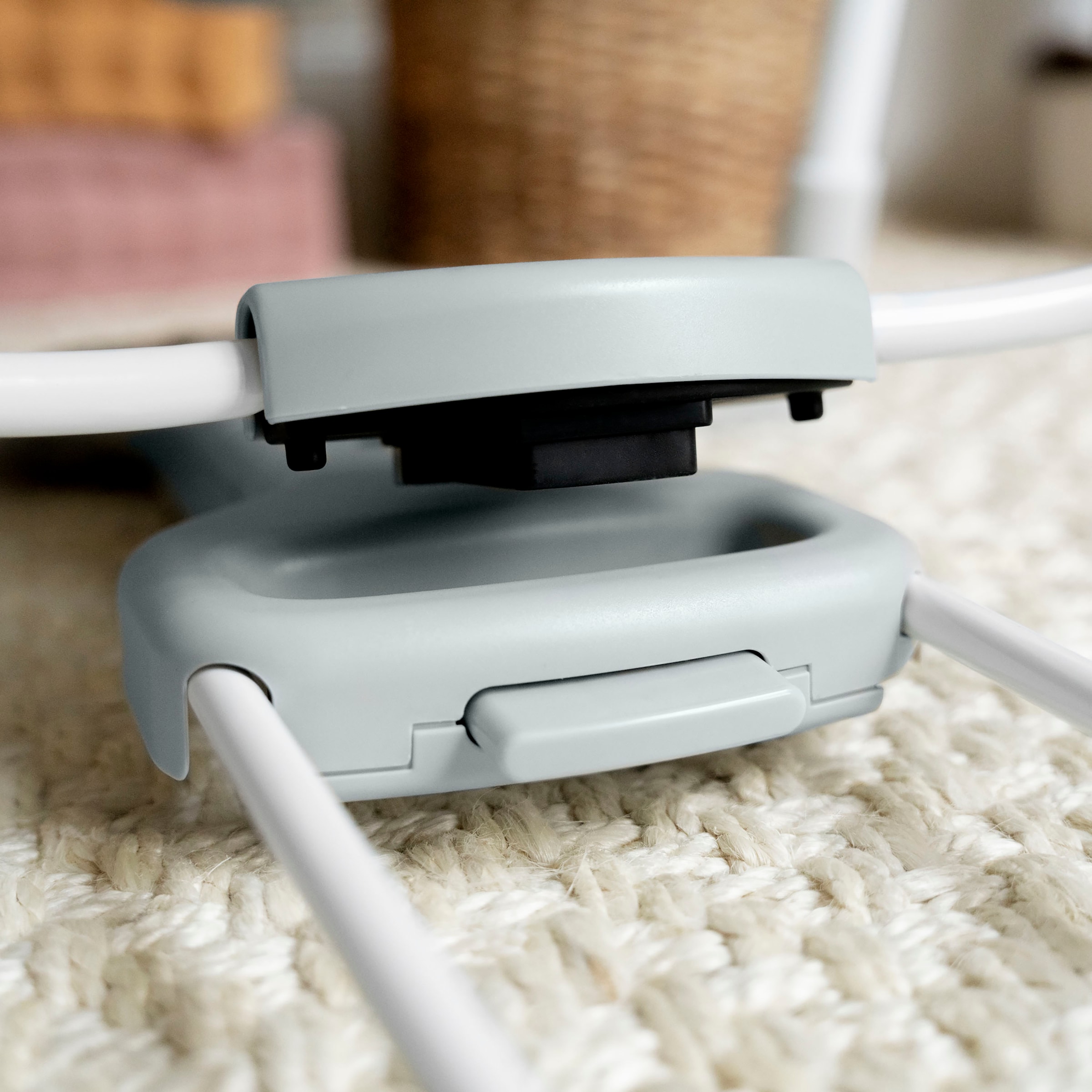 ingenuity Balançoire bébé »ConvertMe Swing-2-Seat Portable Swing - Raylan« mit automatischer Schaukelfunktion und Sound-Effekt