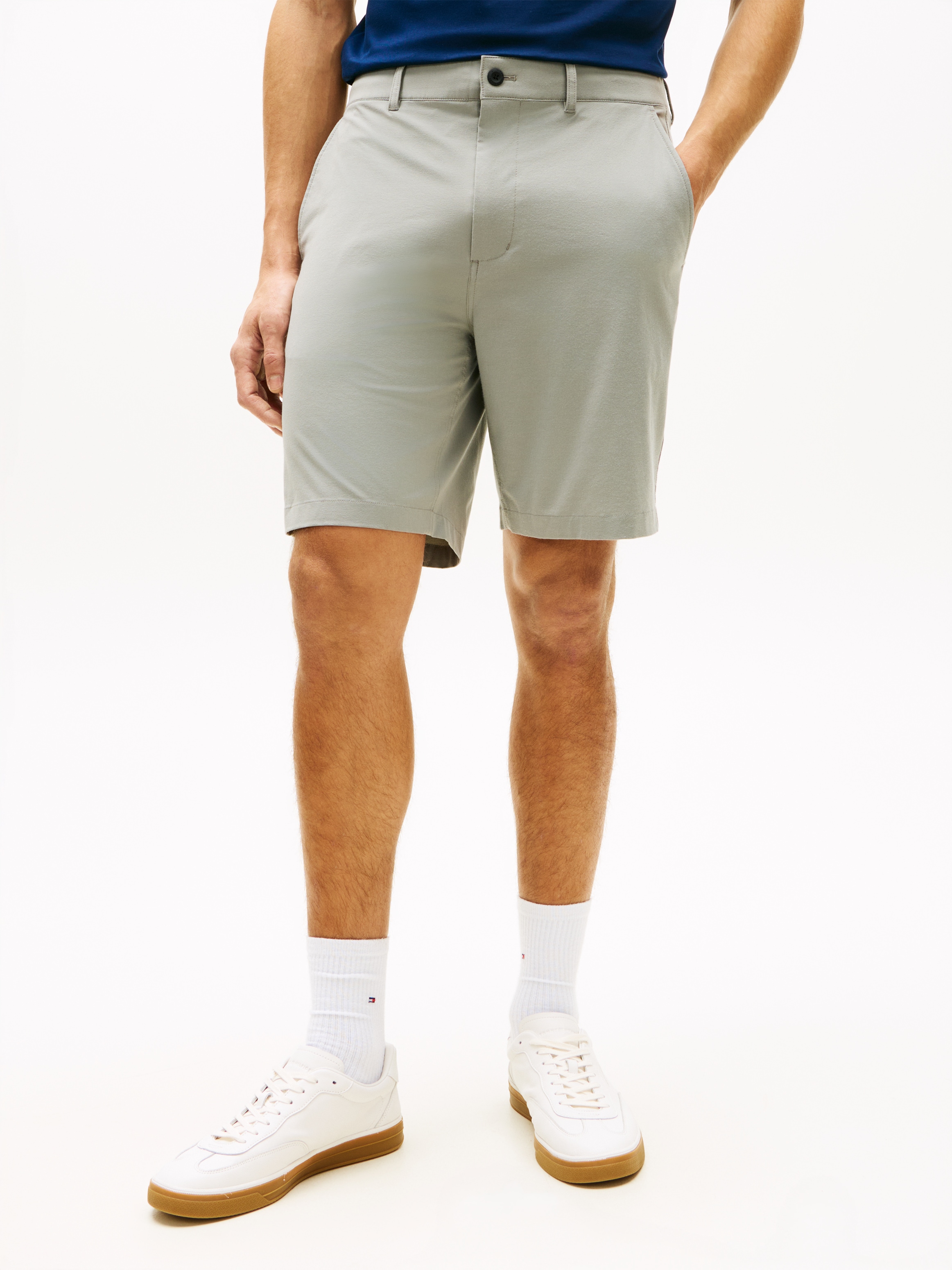 Tommy Hilfiger Chinoshorts »DOVER«  mit Flag-Stickerei