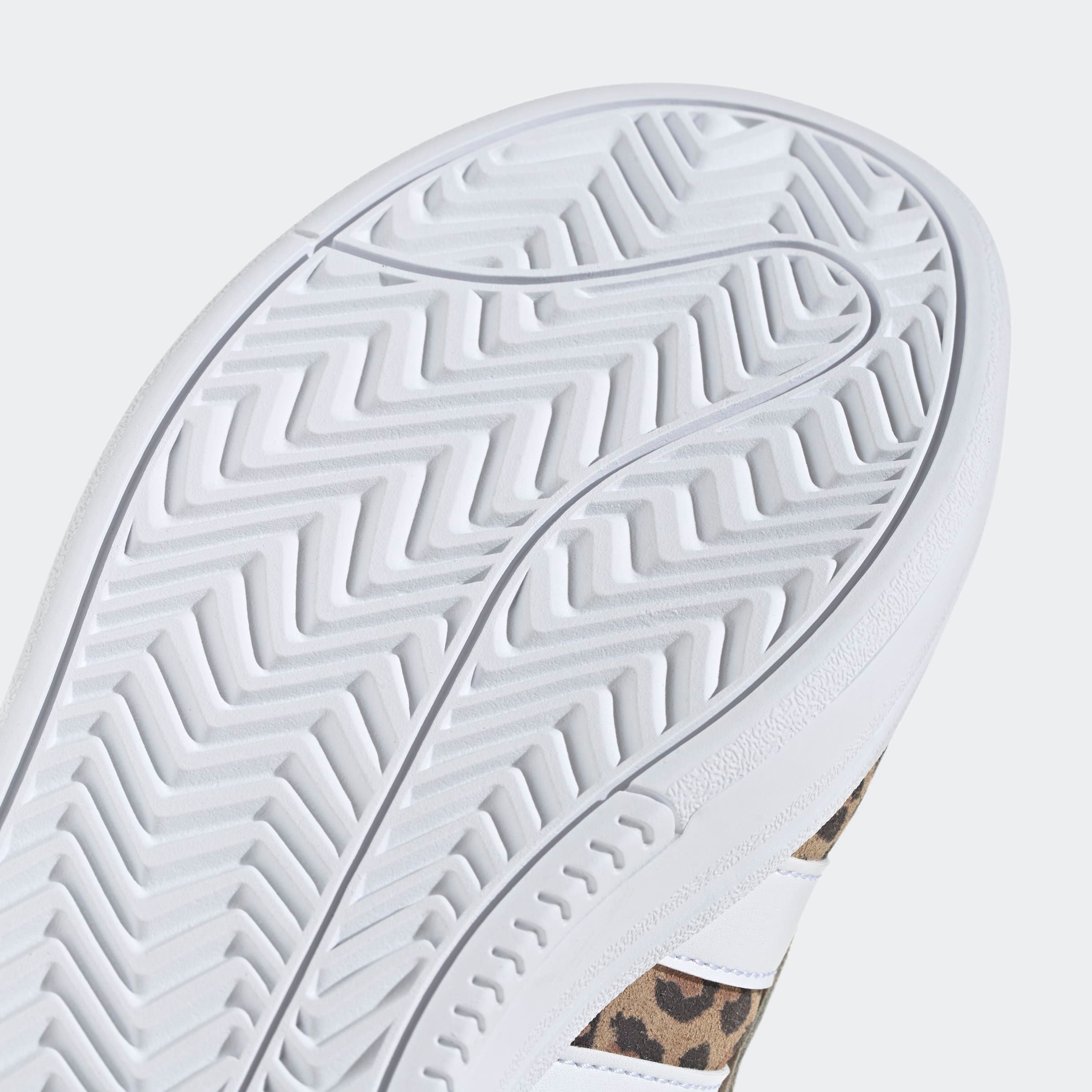 adidas Sportswear Sneaker »GRAND COURT ALPHA 00S«, Design auf den Spuren des adidas Campus 00