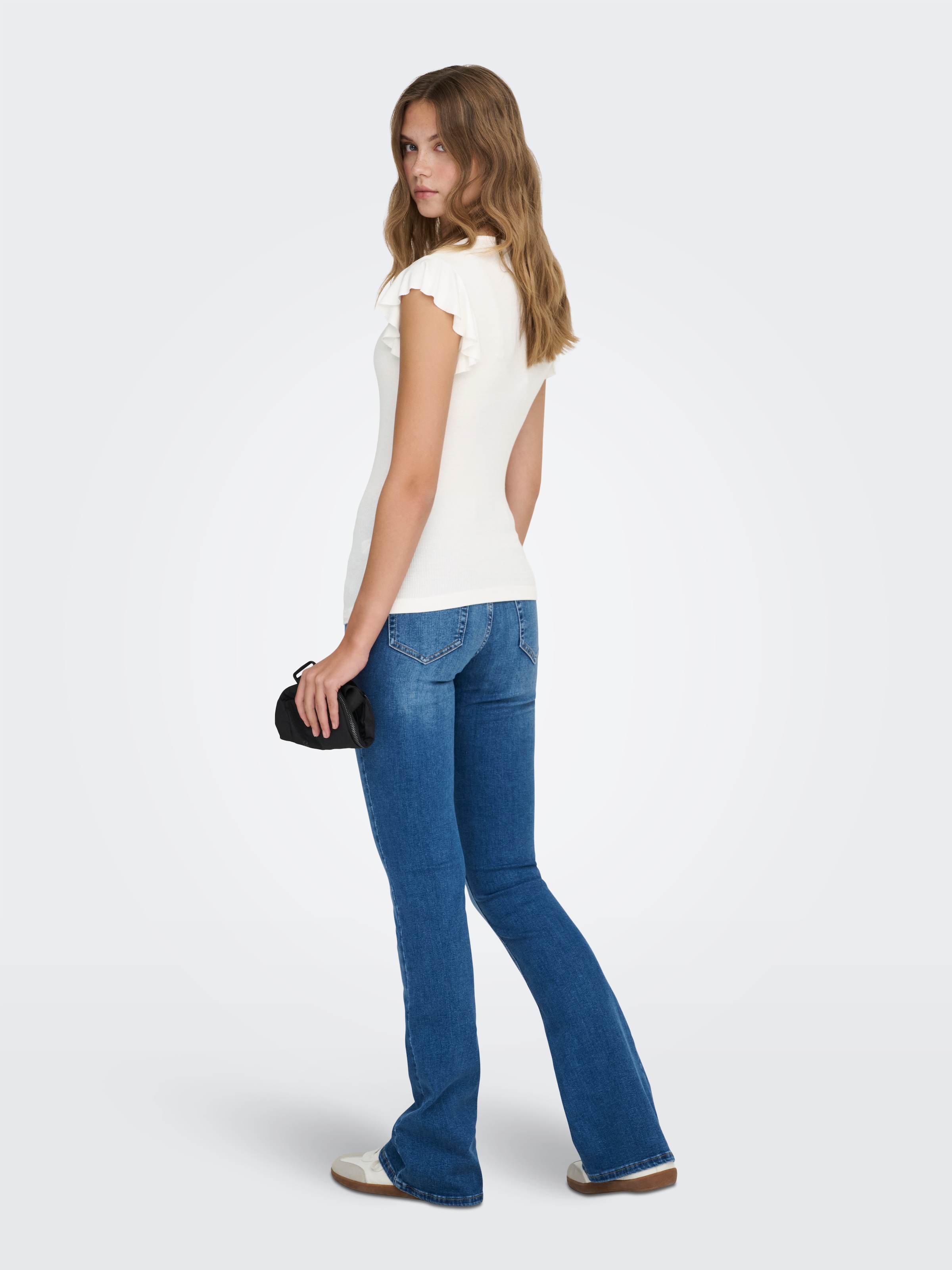 ONLY V-Shirt »ONLBELIA – V-Ausschnitt für femininen Sommerkomfort« Viskosemischung, regular fit, Rundhals